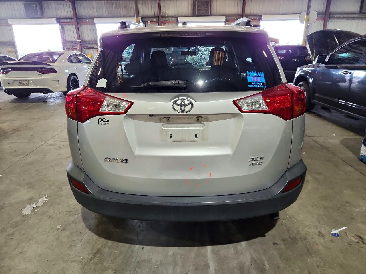 2013 Toyota Rav4 Xle Silver vin: JTMRFREVXD5011000