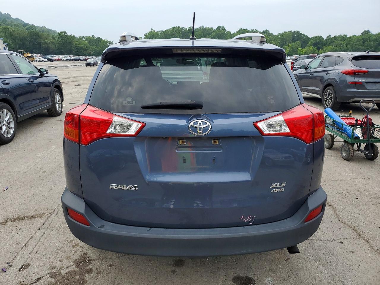 2013 Toyota Rav4 Xle Blue vin: JTMRFREVXDD004893