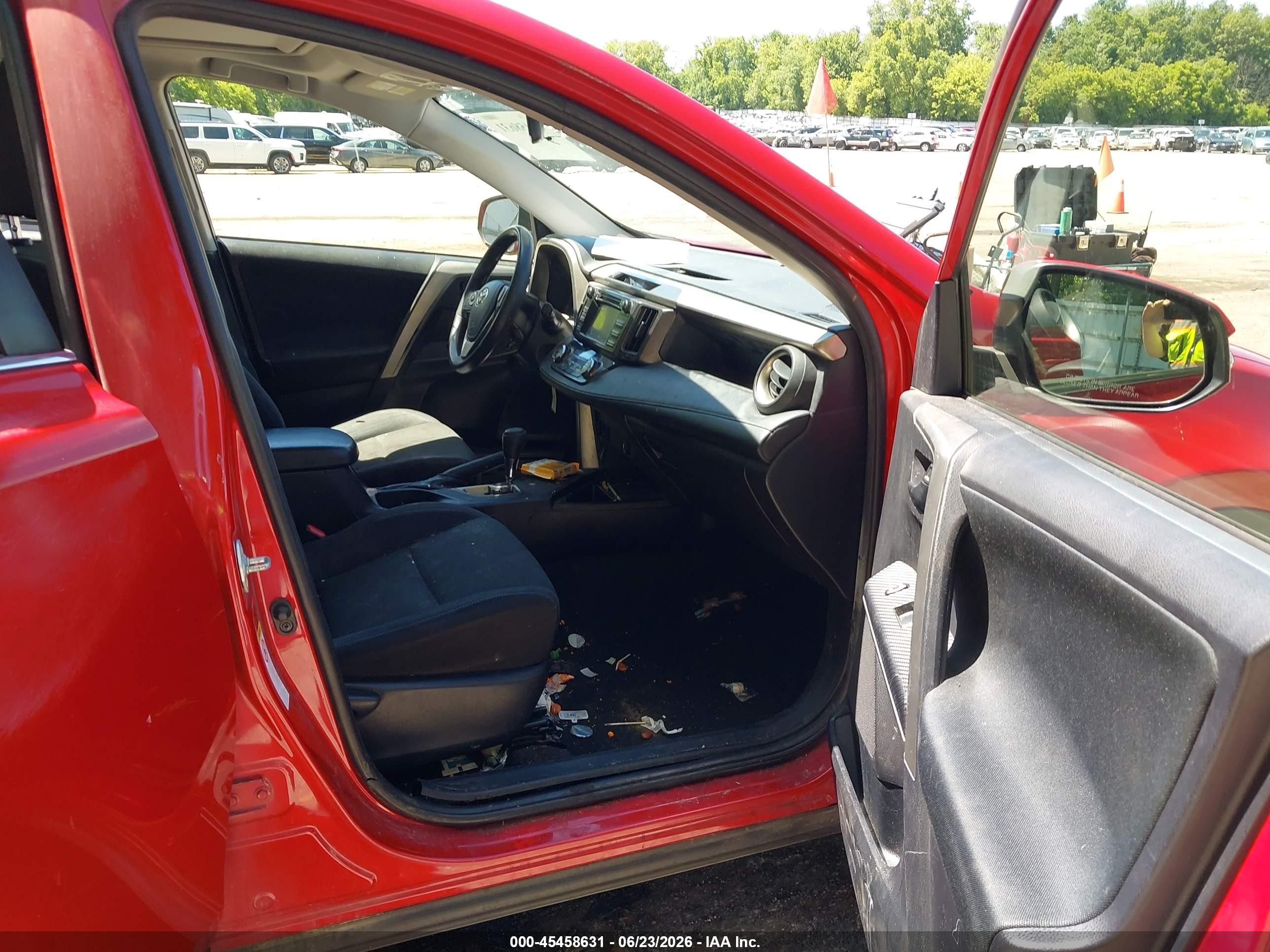 2013 Toyota Rav4 Xle Красный vin: JTMRFREVXDD041118