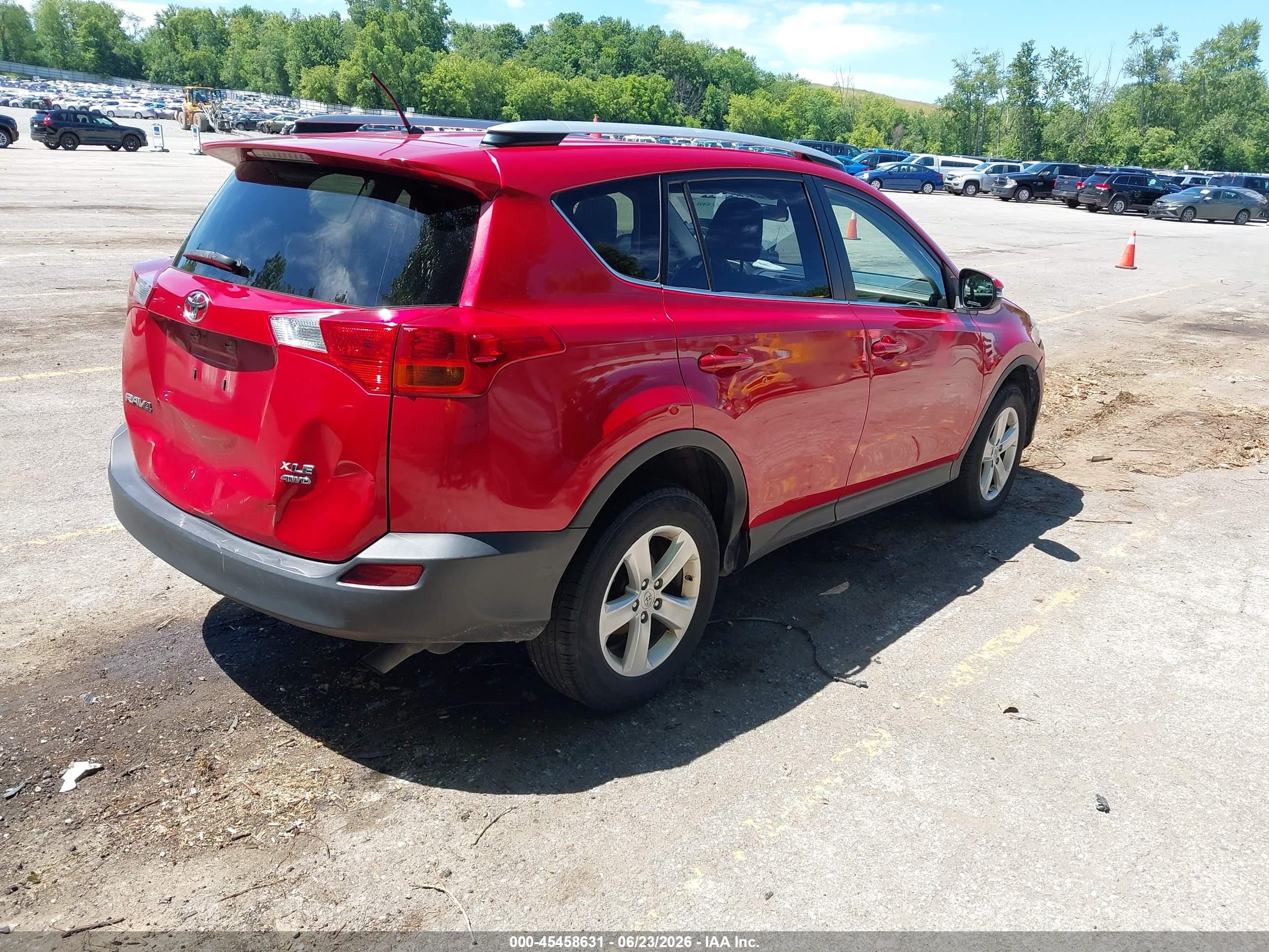 2013 Toyota Rav4 Xle Красный vin: JTMRFREVXDD041118