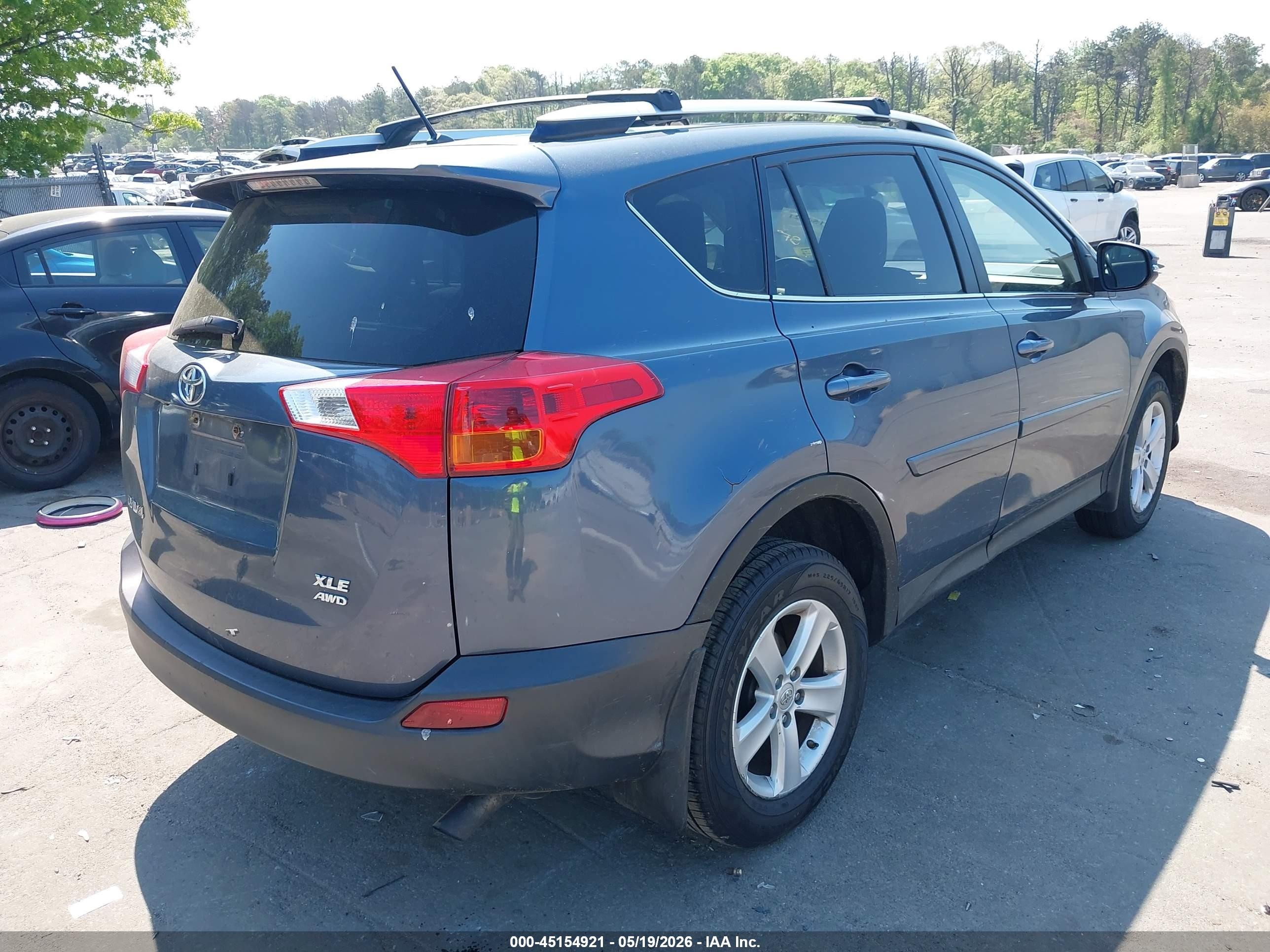 2013 Toyota Rav4 Xle Blue vin: JTMRFREVXDD044004