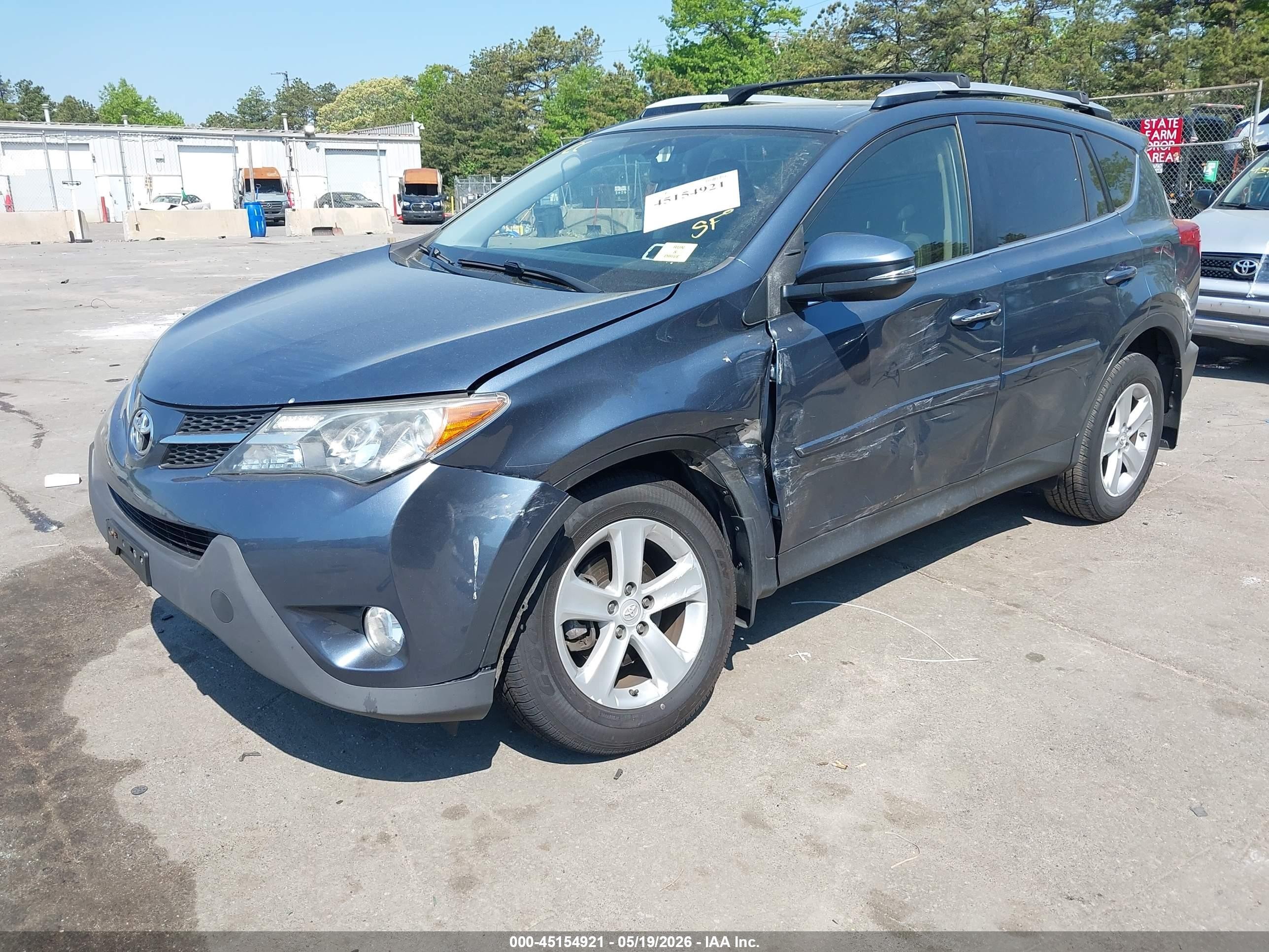 2013 Toyota Rav4 Xle Blue vin: JTMRFREVXDD044004