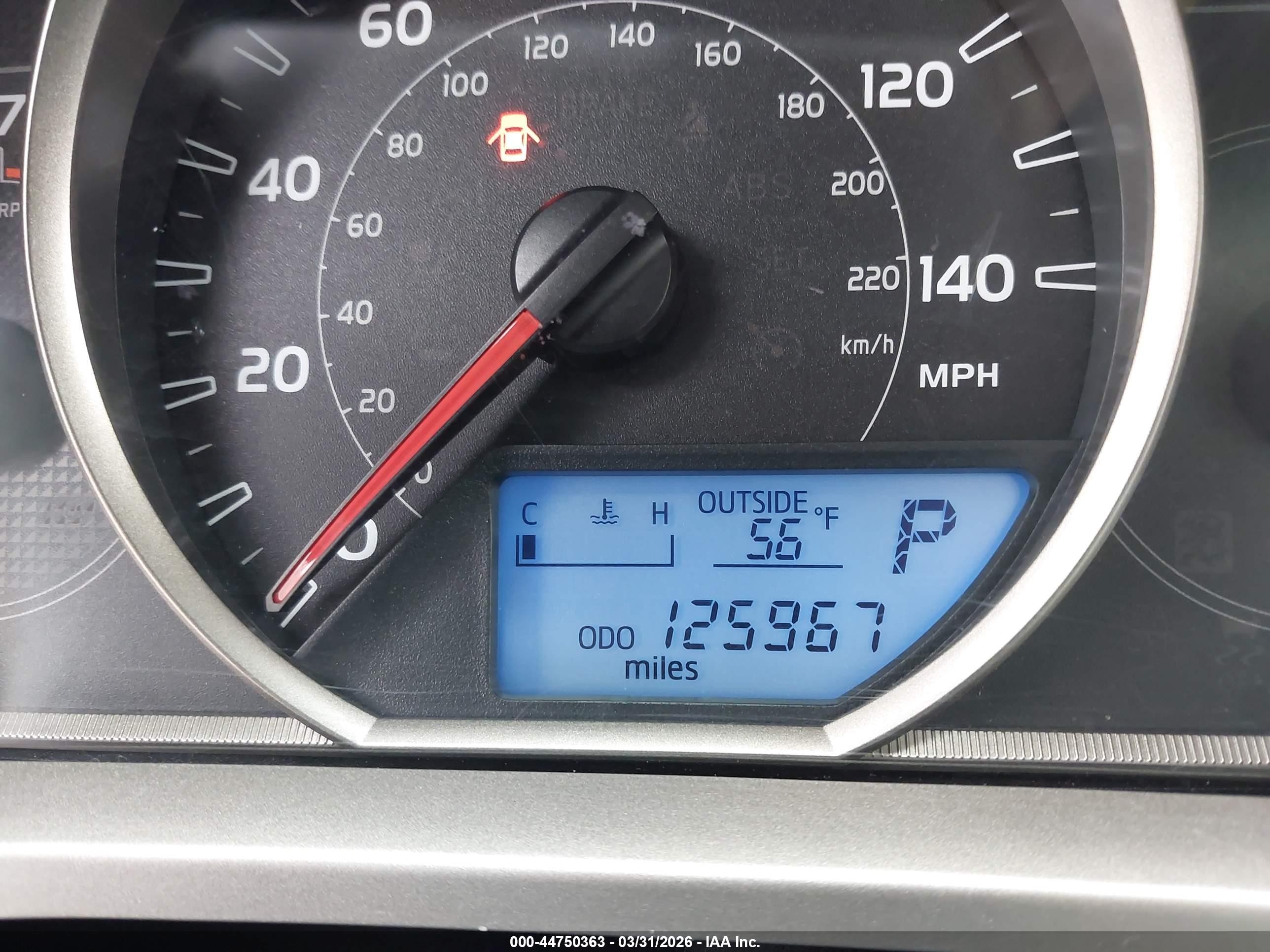 2014 Toyota Rav4 Xle Серебряный vin: JTMRFREVXED059572