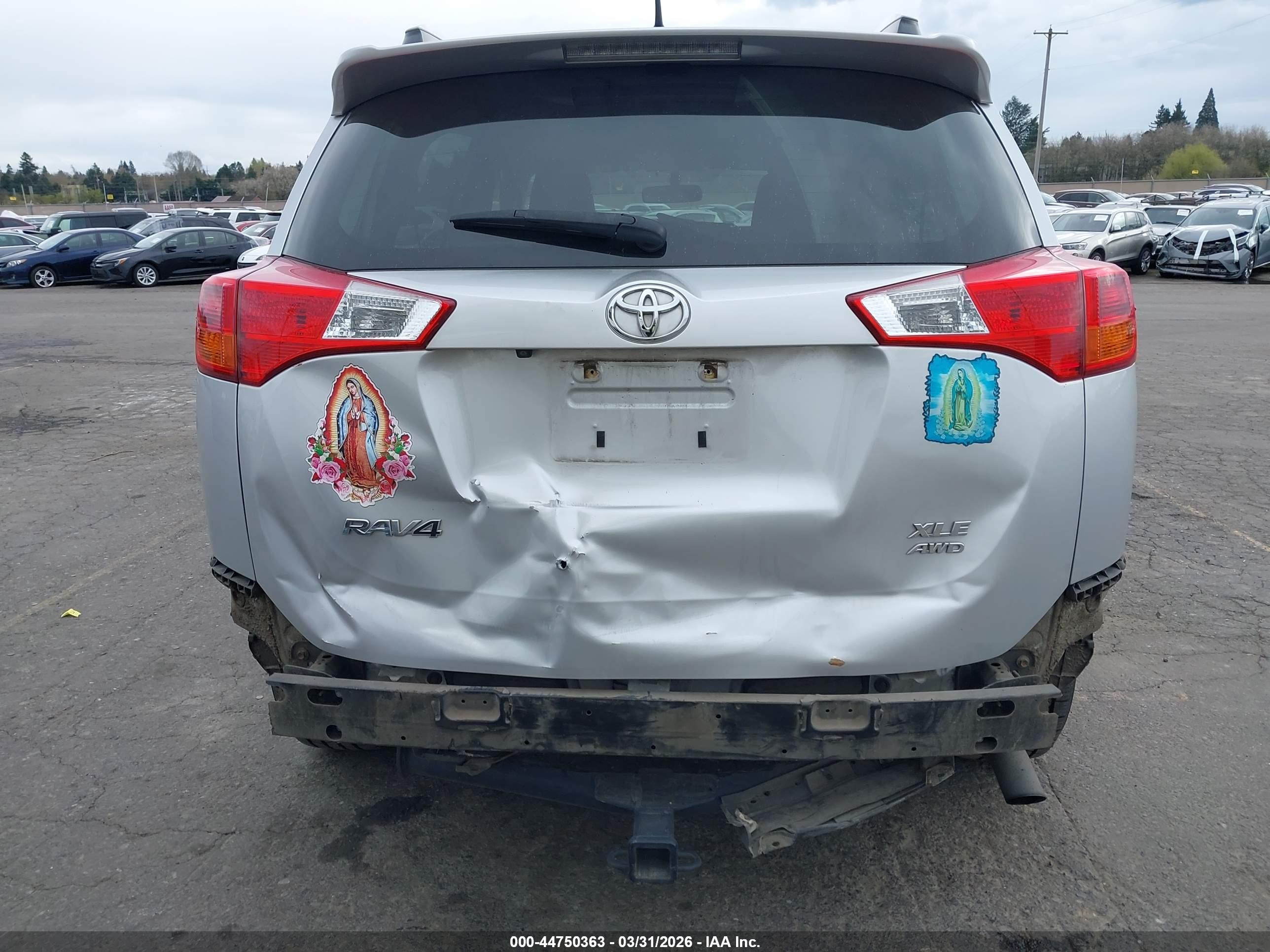2014 Toyota Rav4 Xle Серебряный vin: JTMRFREVXED059572