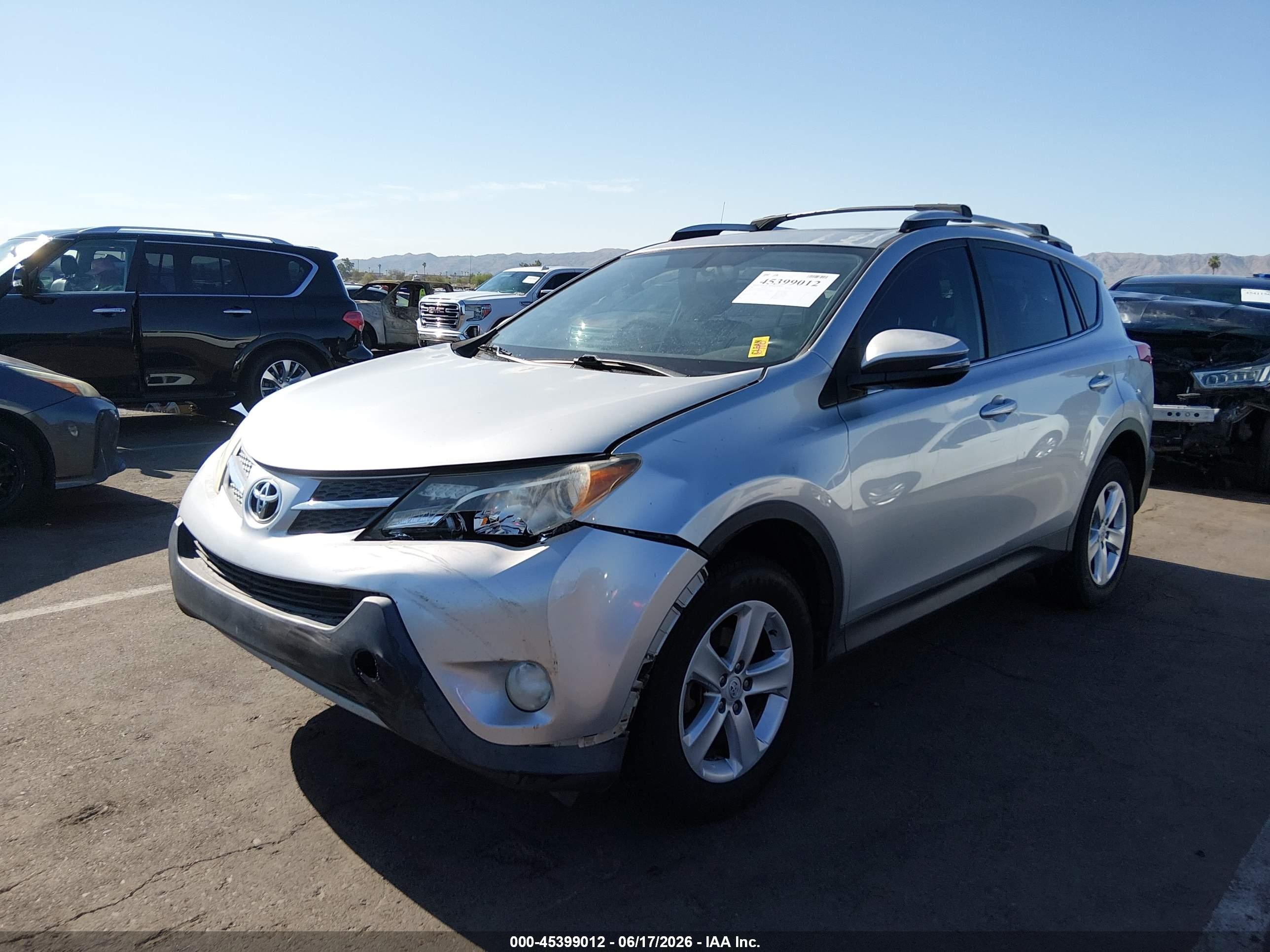 2014 Toyota Rav4 Xle Silver vin: JTMRFREVXED062973