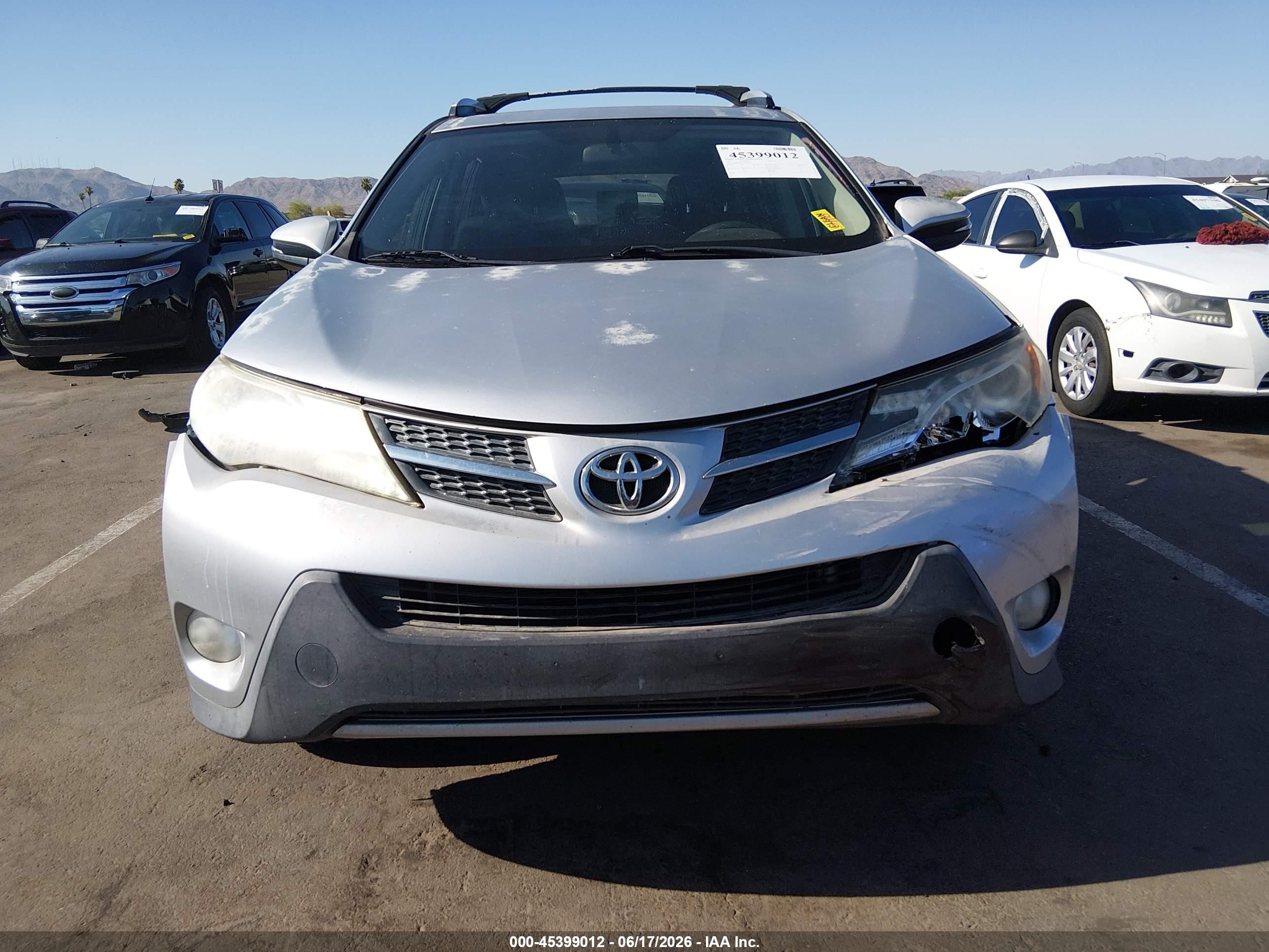 2014 Toyota Rav4 Xle Silver vin: JTMRFREVXED062973