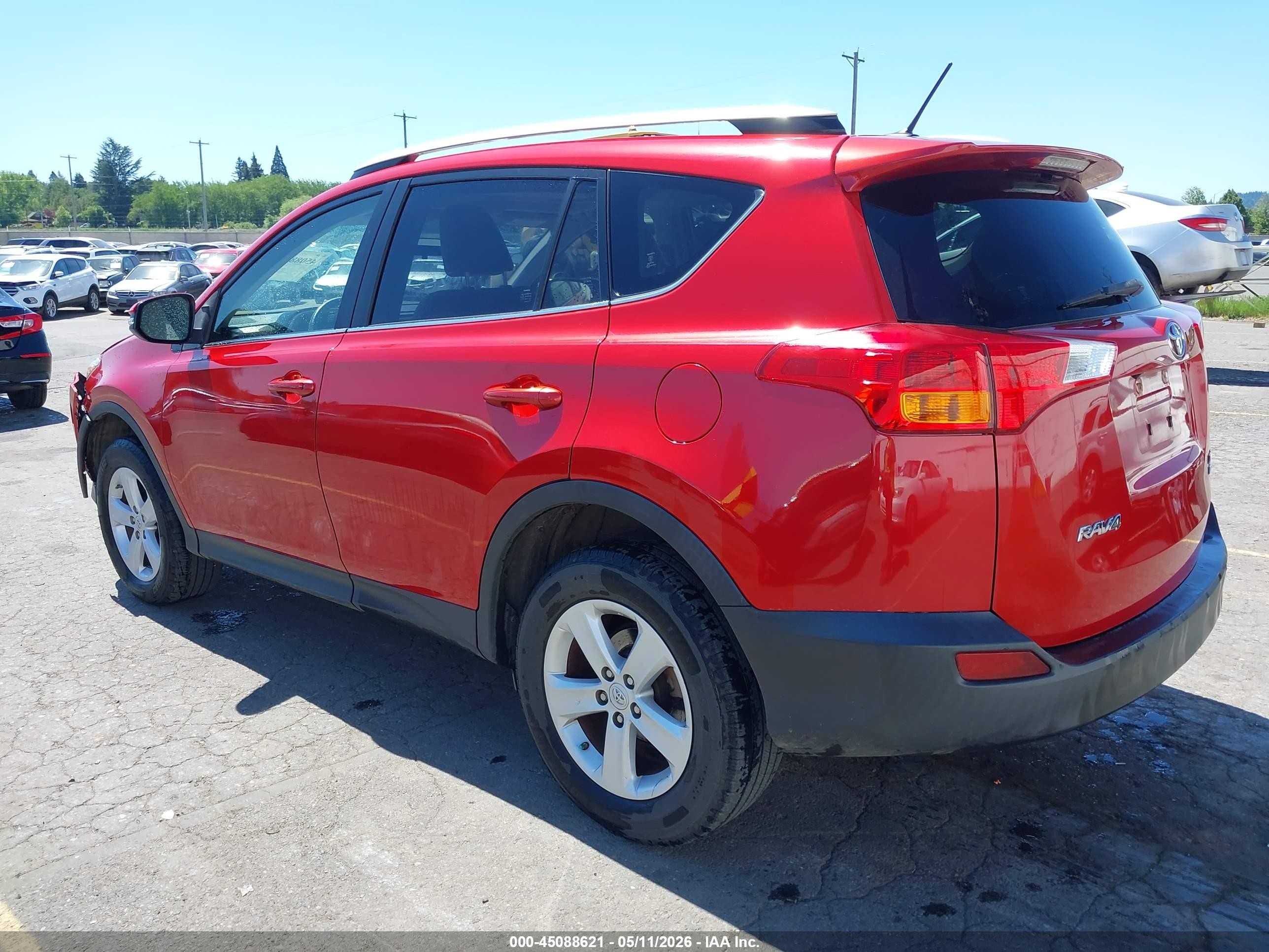 2014 Toyota Rav4 Xle Red vin: JTMRFREVXED092815