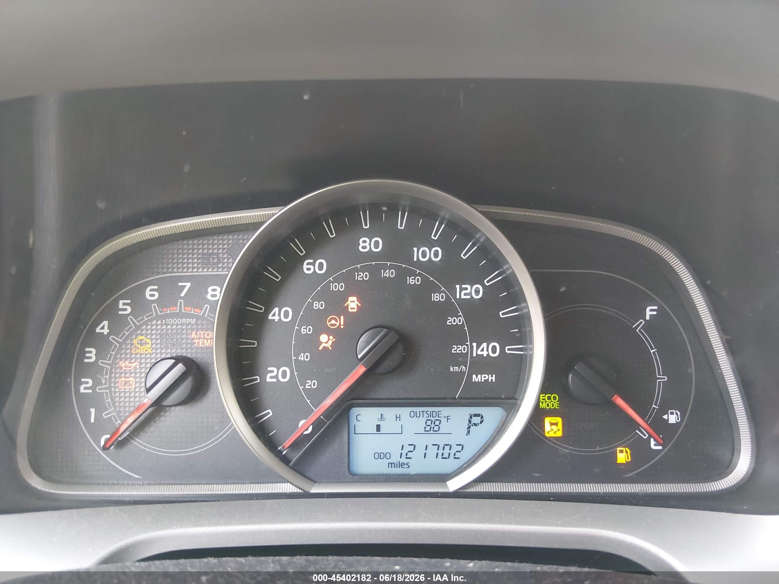 2014 Toyota Rav4 Xle White vin: JTMRFREVXED094032