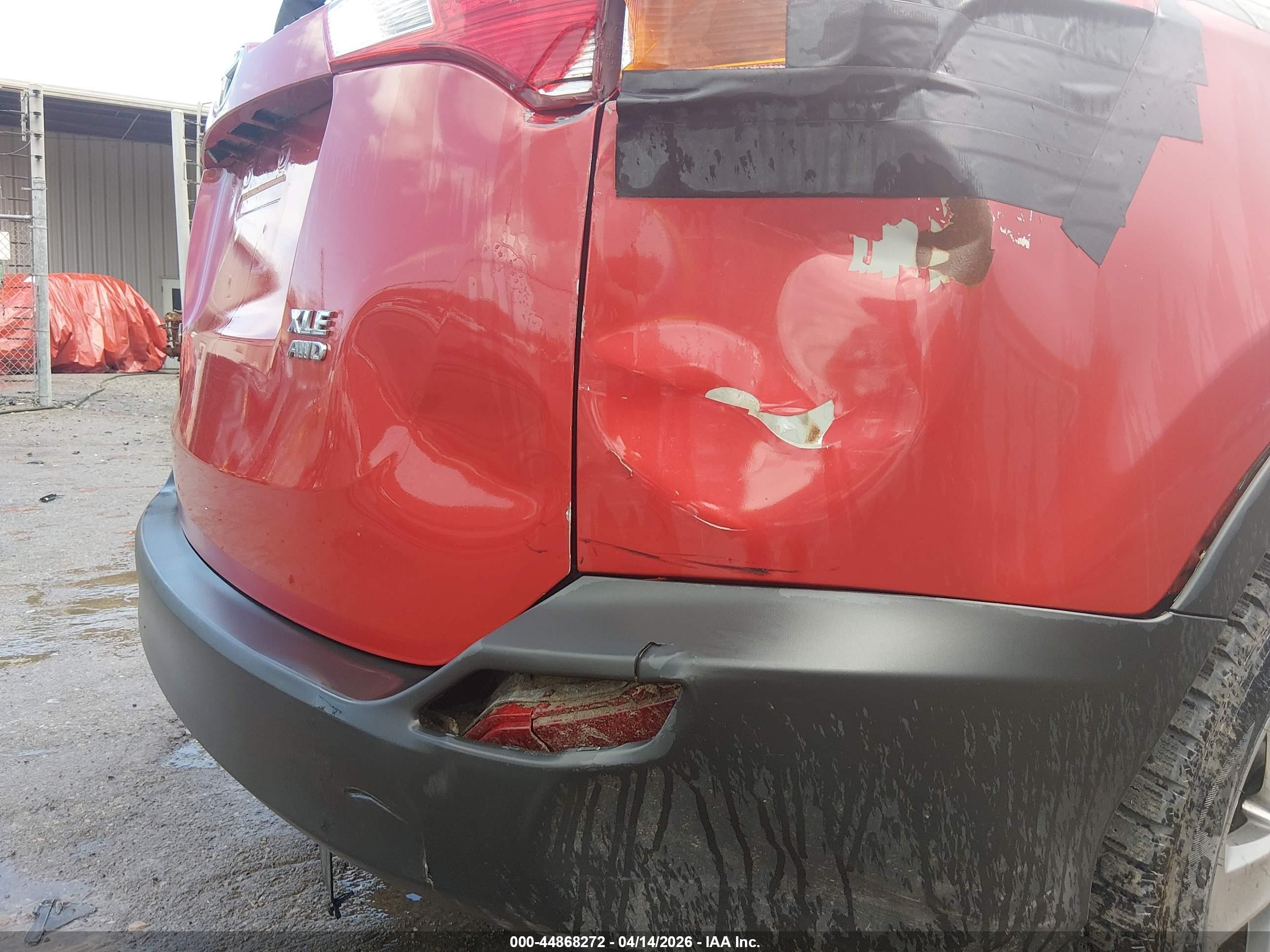 2015 Toyota Rav4 Xle Red vin: JTMRFREVXFD112661