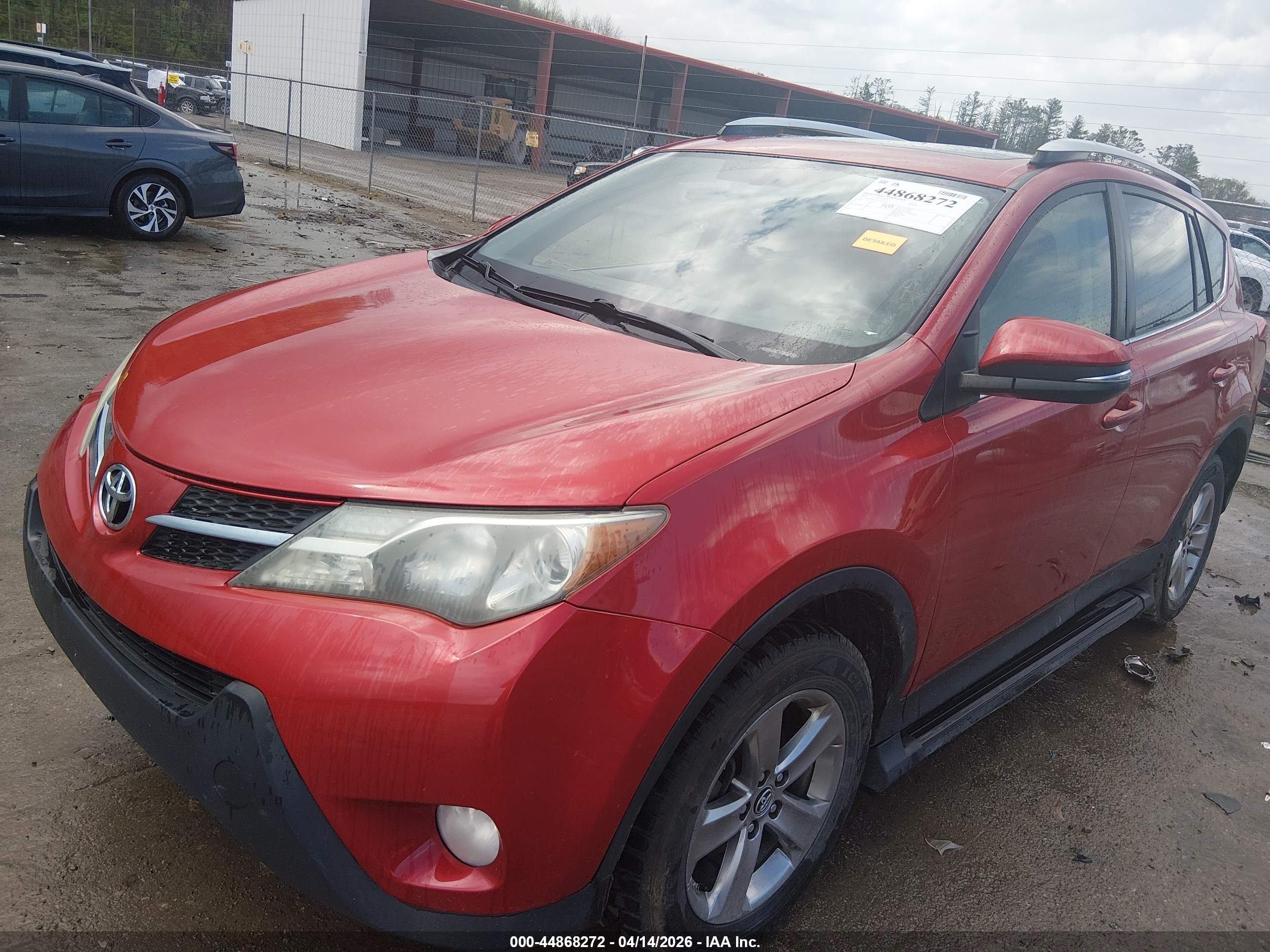 2015 Toyota Rav4 Xle Red vin: JTMRFREVXFD112661