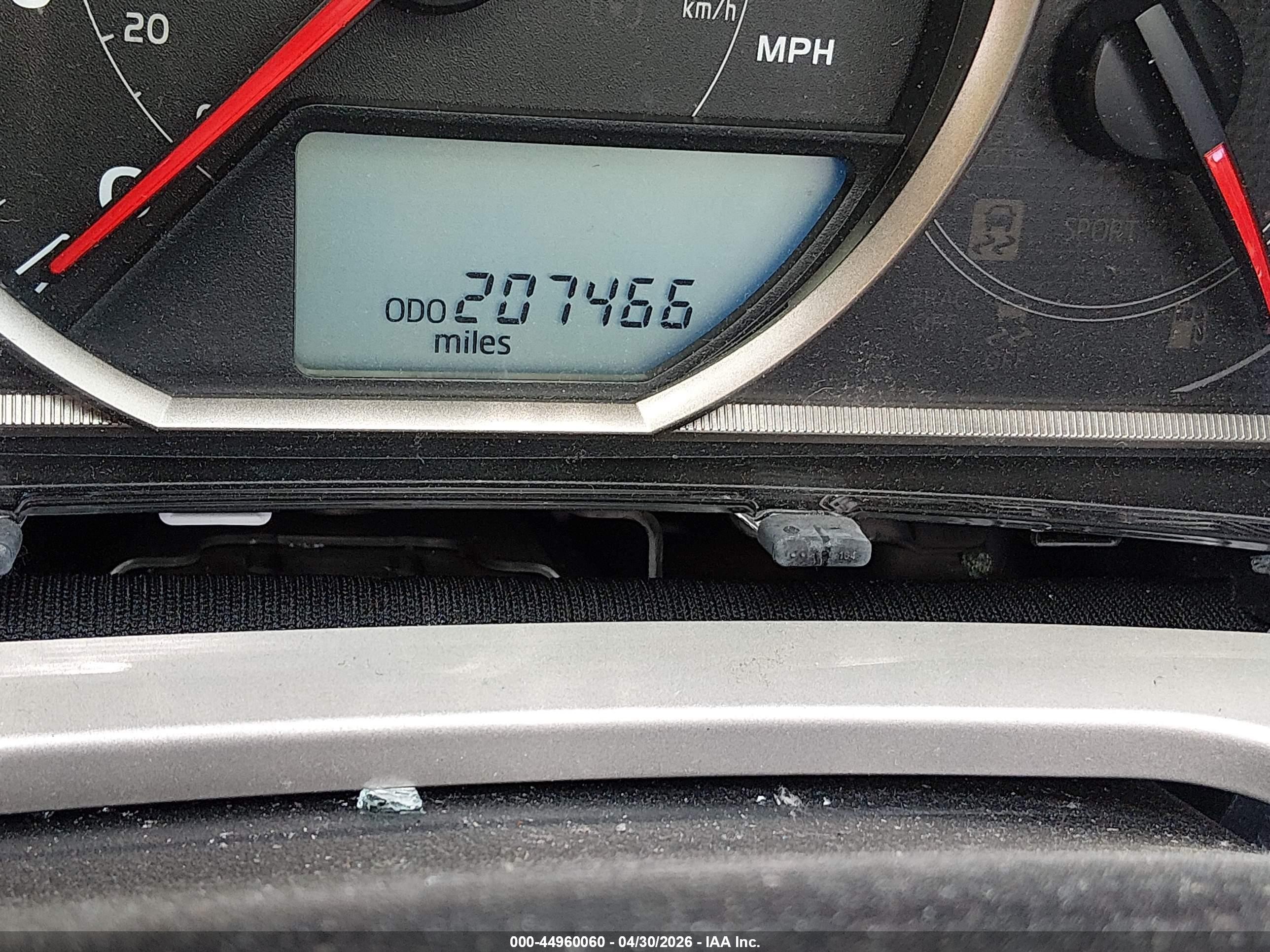 2015 Toyota Rav4 Xle Silver vin: JTMRFREVXFD127449