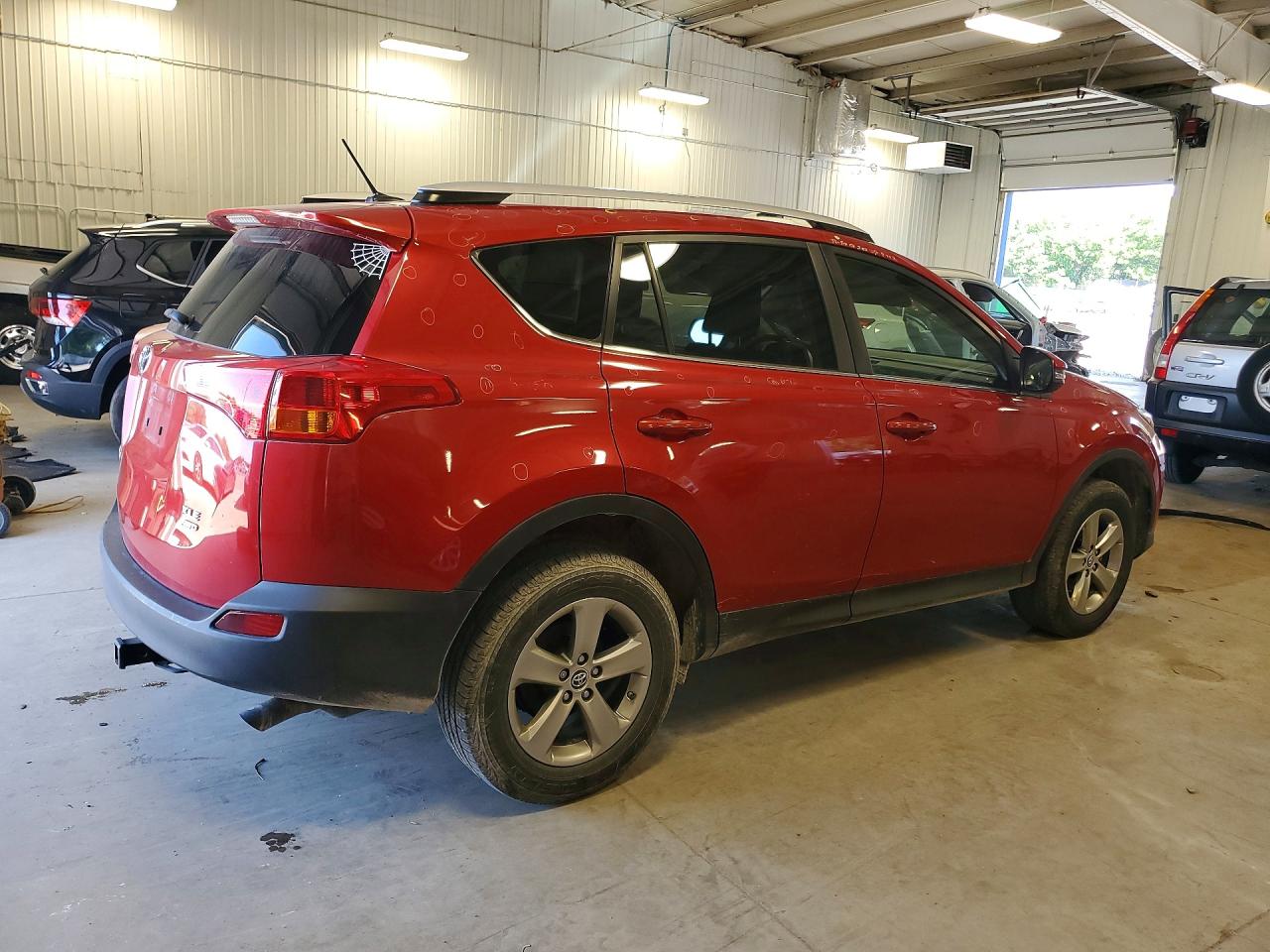 2015 Toyota Rav4 Xle Red vin: JTMRFREVXFD160340