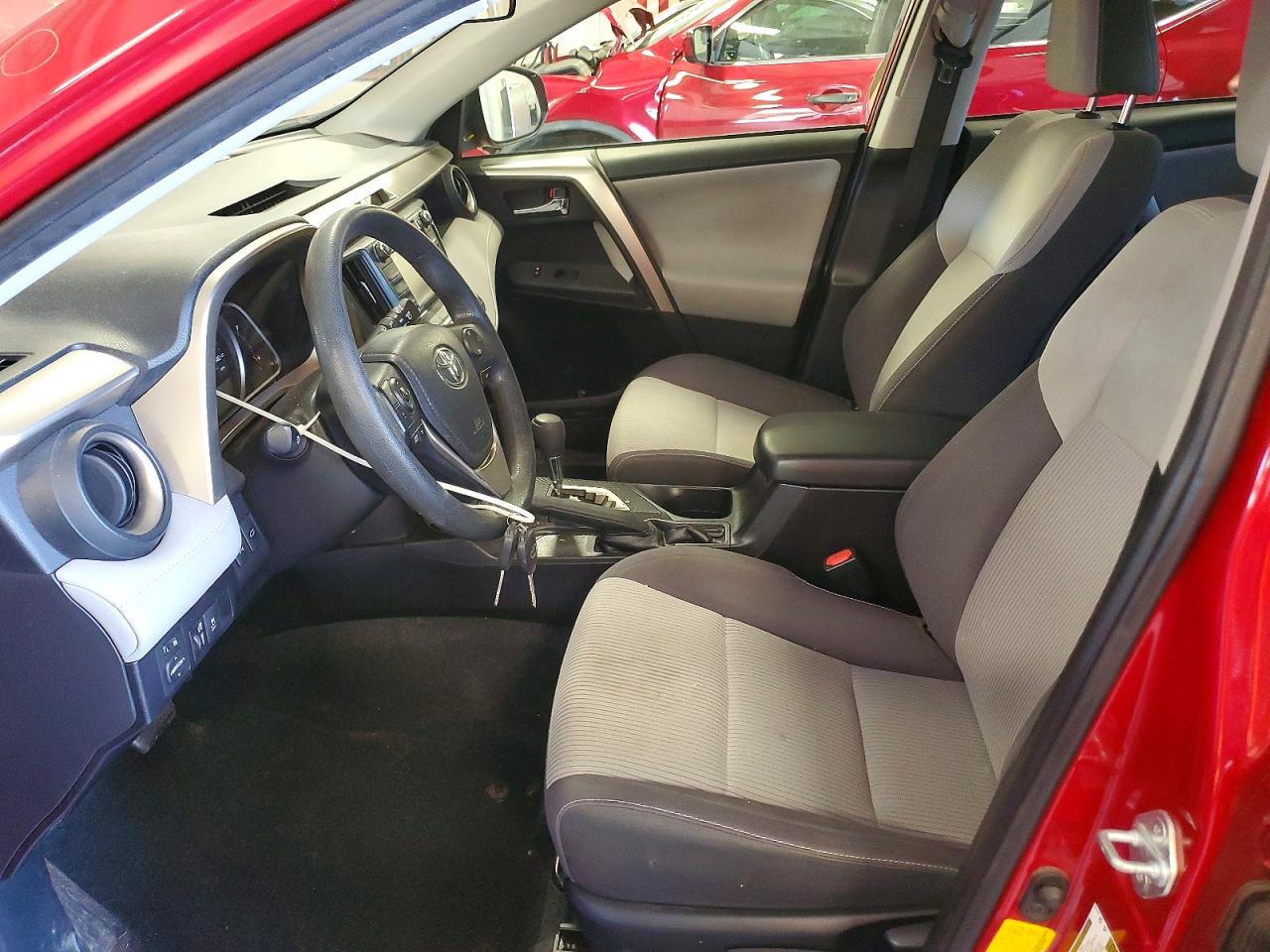 2015 Toyota Rav4 Xle Red vin: JTMRFREVXFD160340