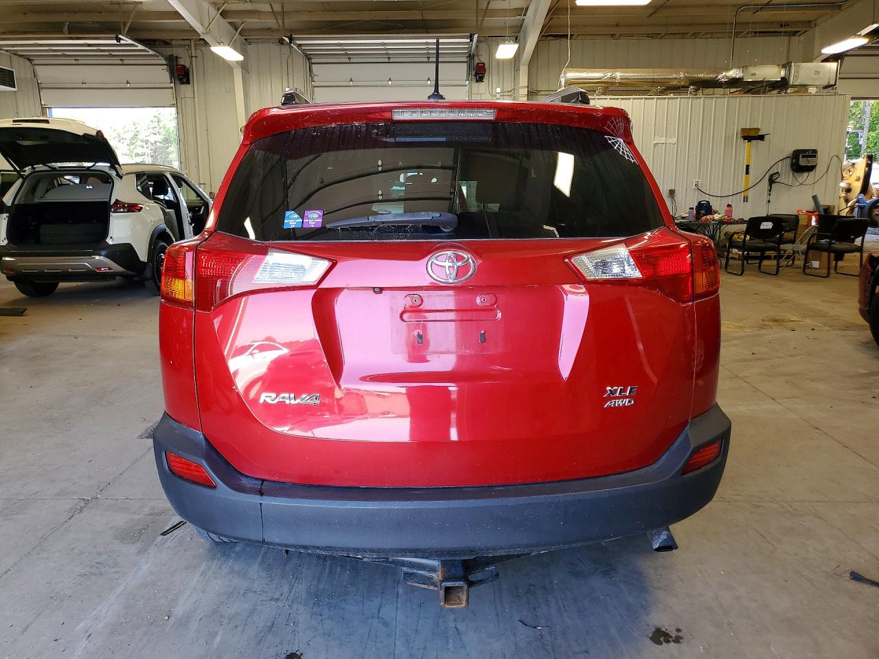 2015 Toyota Rav4 Xle Red vin: JTMRFREVXFD160340