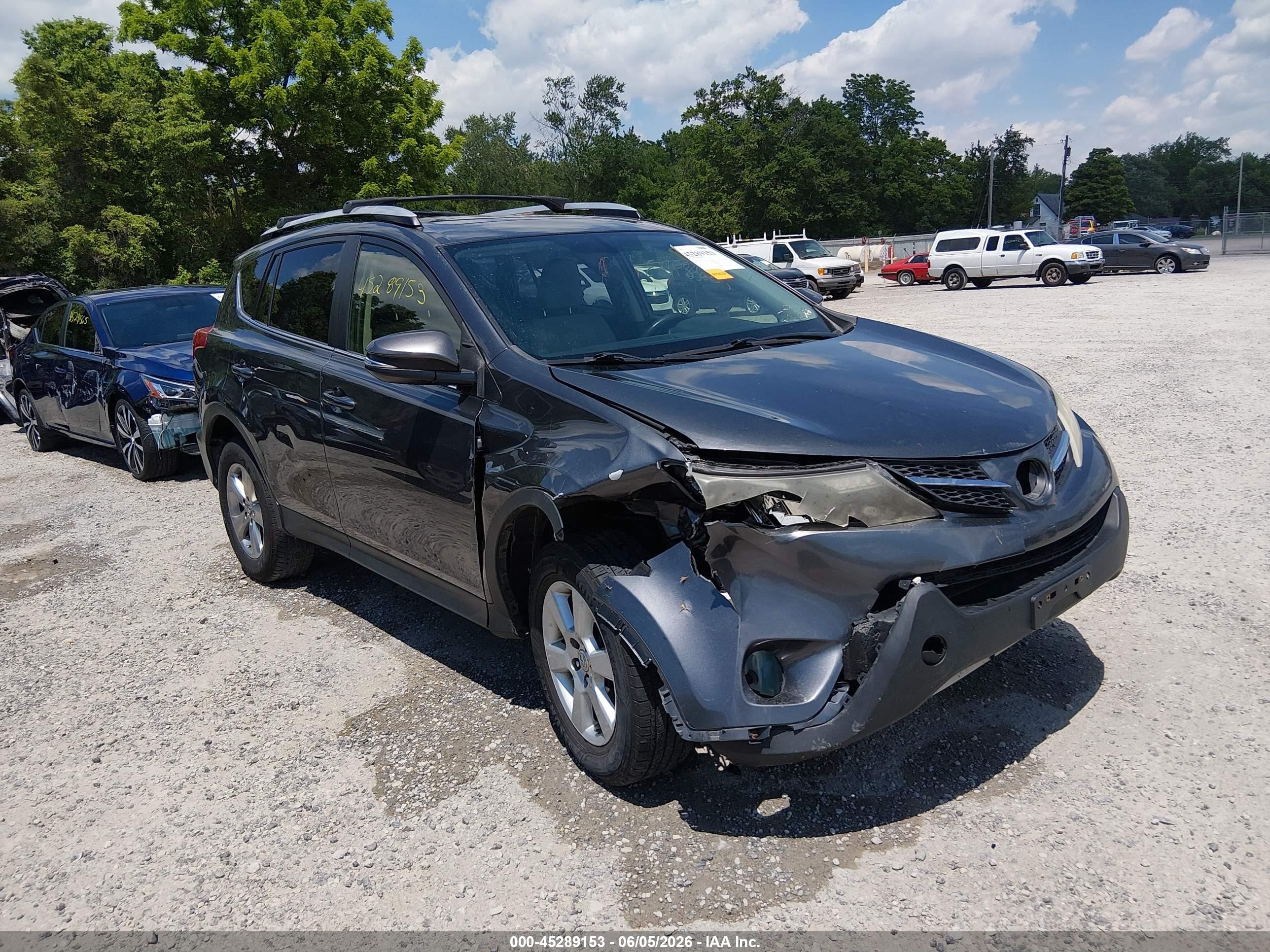 2015 Toyota Rav4 Xle Gray vin: JTMRFREVXFD160760