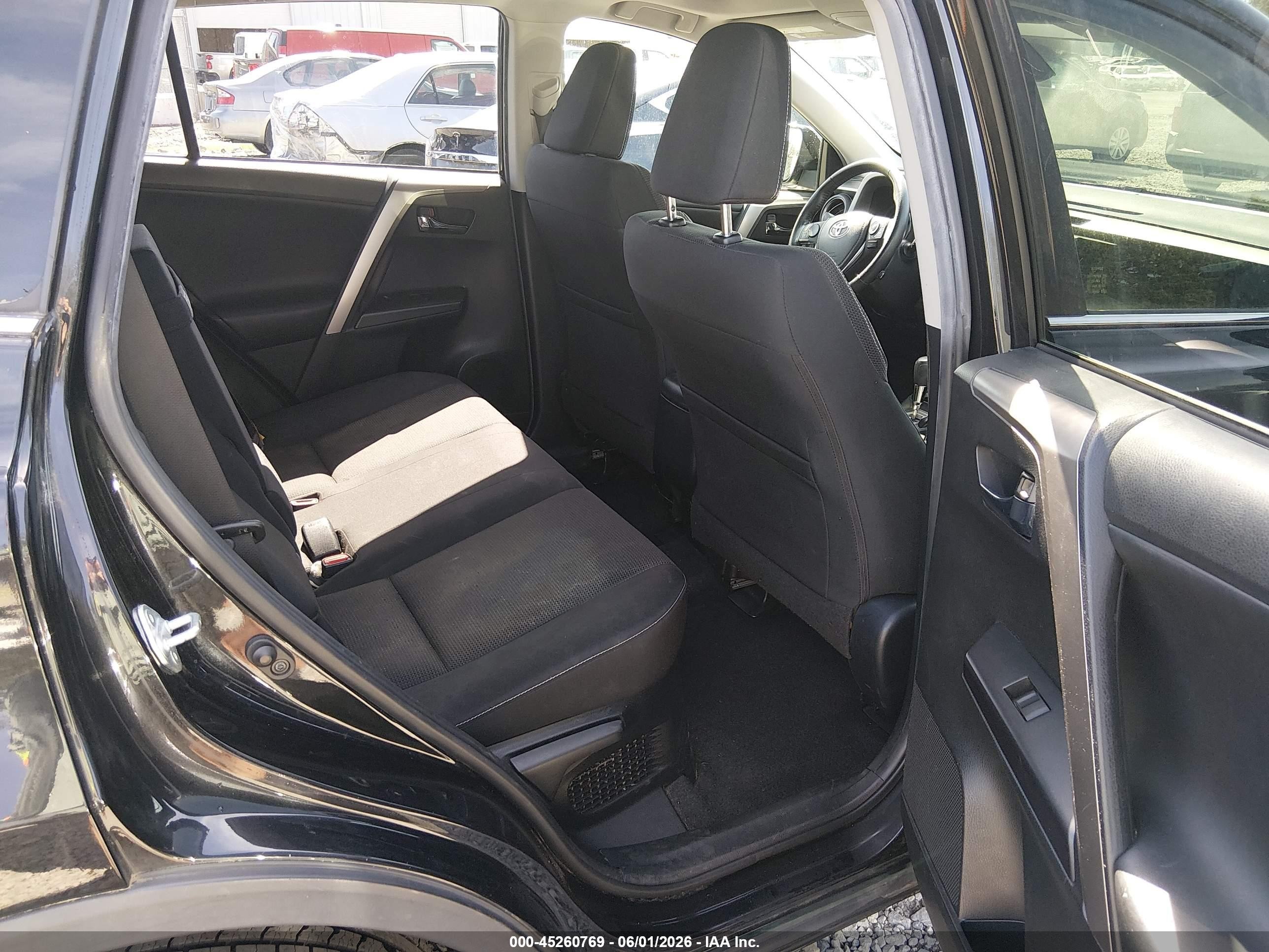 2017 Toyota Rav4 Hybrid Xle Black vin: JTMRJREV0HD125128