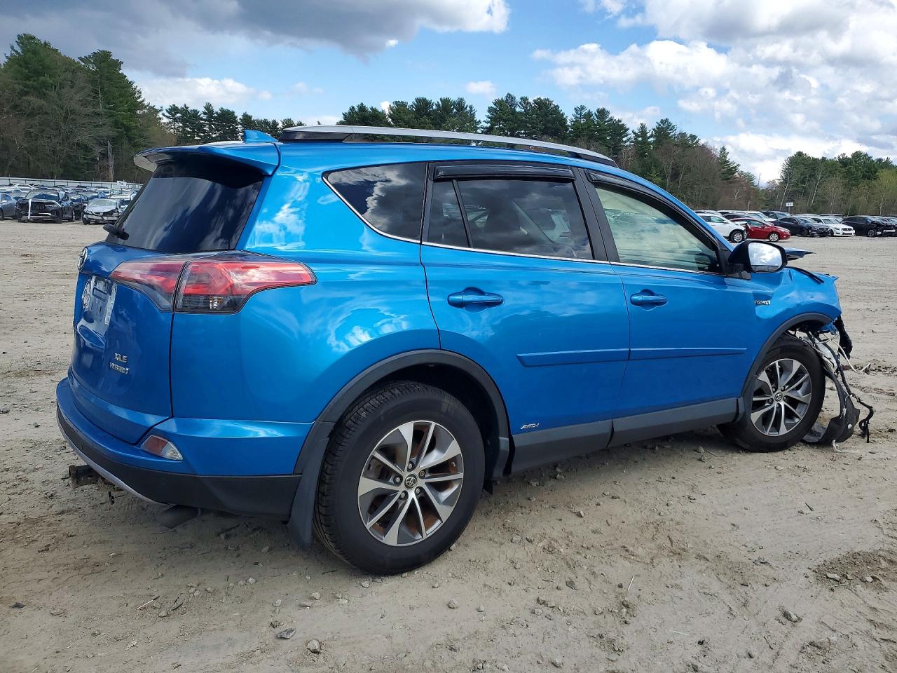 2017 Toyota Rav4 Hybrid Xle Blue vin: JTMRJREV2HD064624