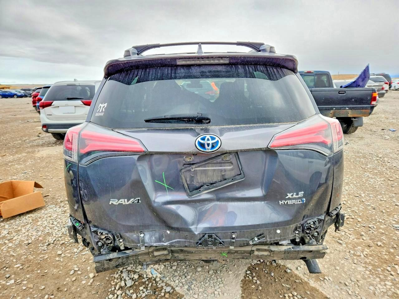 2017 Toyota Rav4 Hybrid Xle Gray vin: JTMRJREV2HD109156