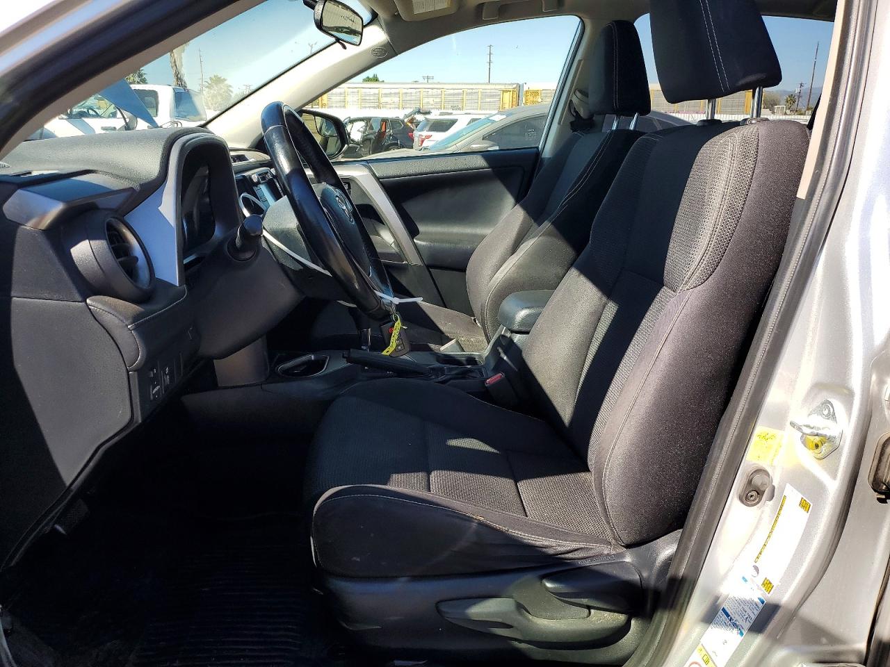 2016 Toyota Rav4 Hybrid Xle Silver vin: JTMRJREV7GD005633