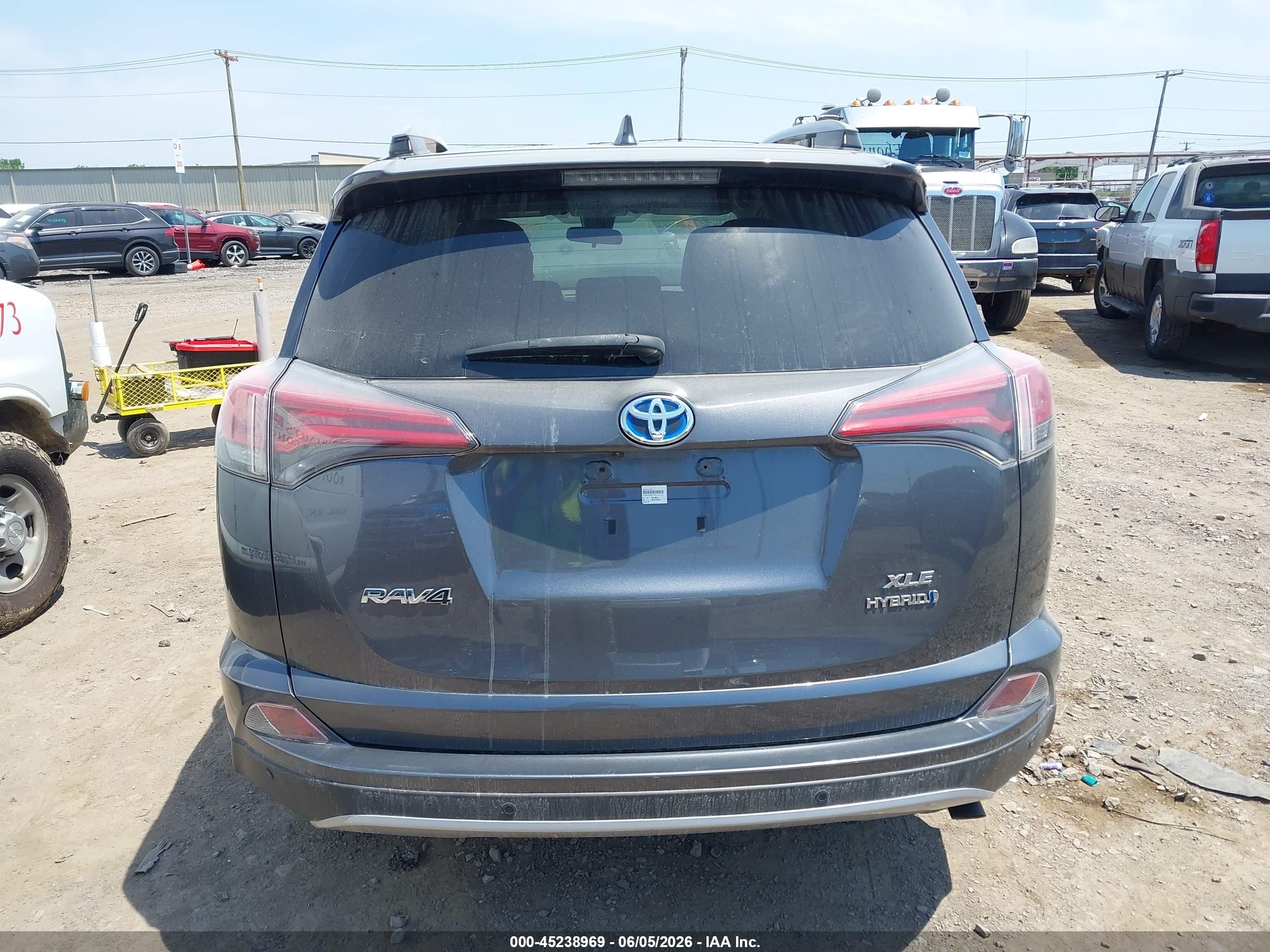 2018 Toyota Rav4 Hybrid Xle Gray vin: JTMRJREV7JD163185