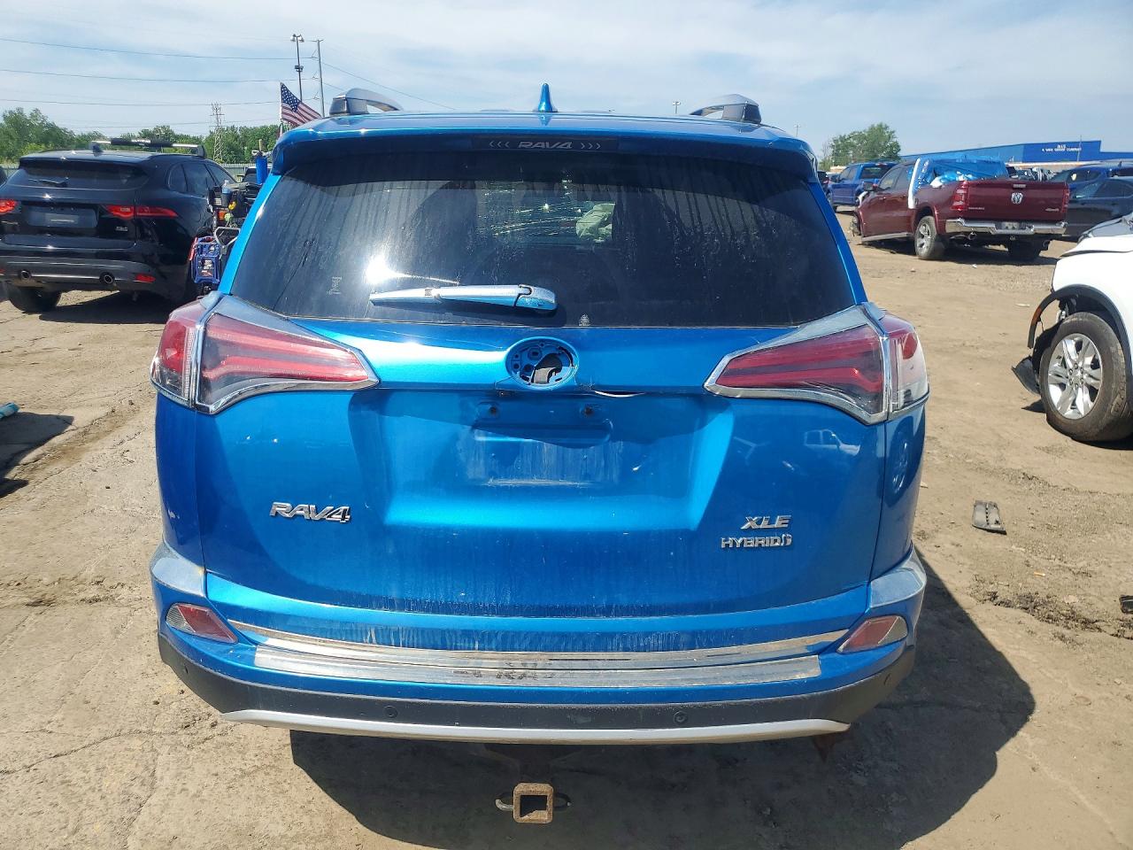 2016 Toyota Rav4 Hv Xle Blue vin: JTMRJREVXGD057306