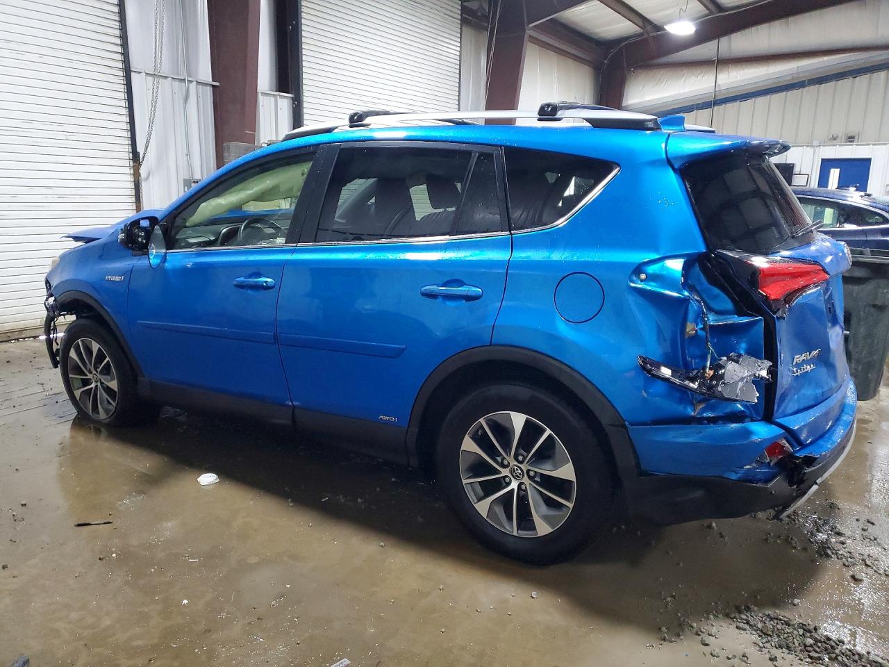 2018 Toyota Rav4 Hybrid Xle Blue vin: JTMRJREVXJD243161