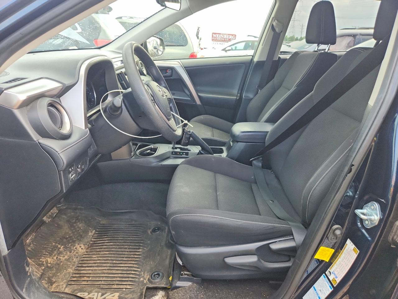 2018 Toyota Rav4 Hybrid Le Blue vin: JTMRJREVXJD254340