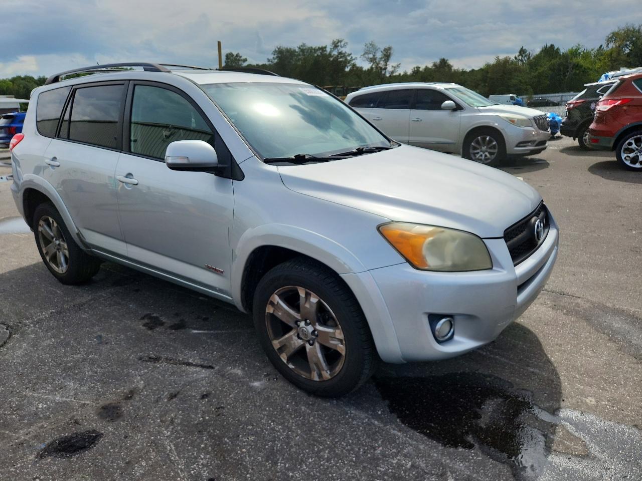 2011 Toyota Rav4 Sport Silver vin: JTMRK4DV2B5100413