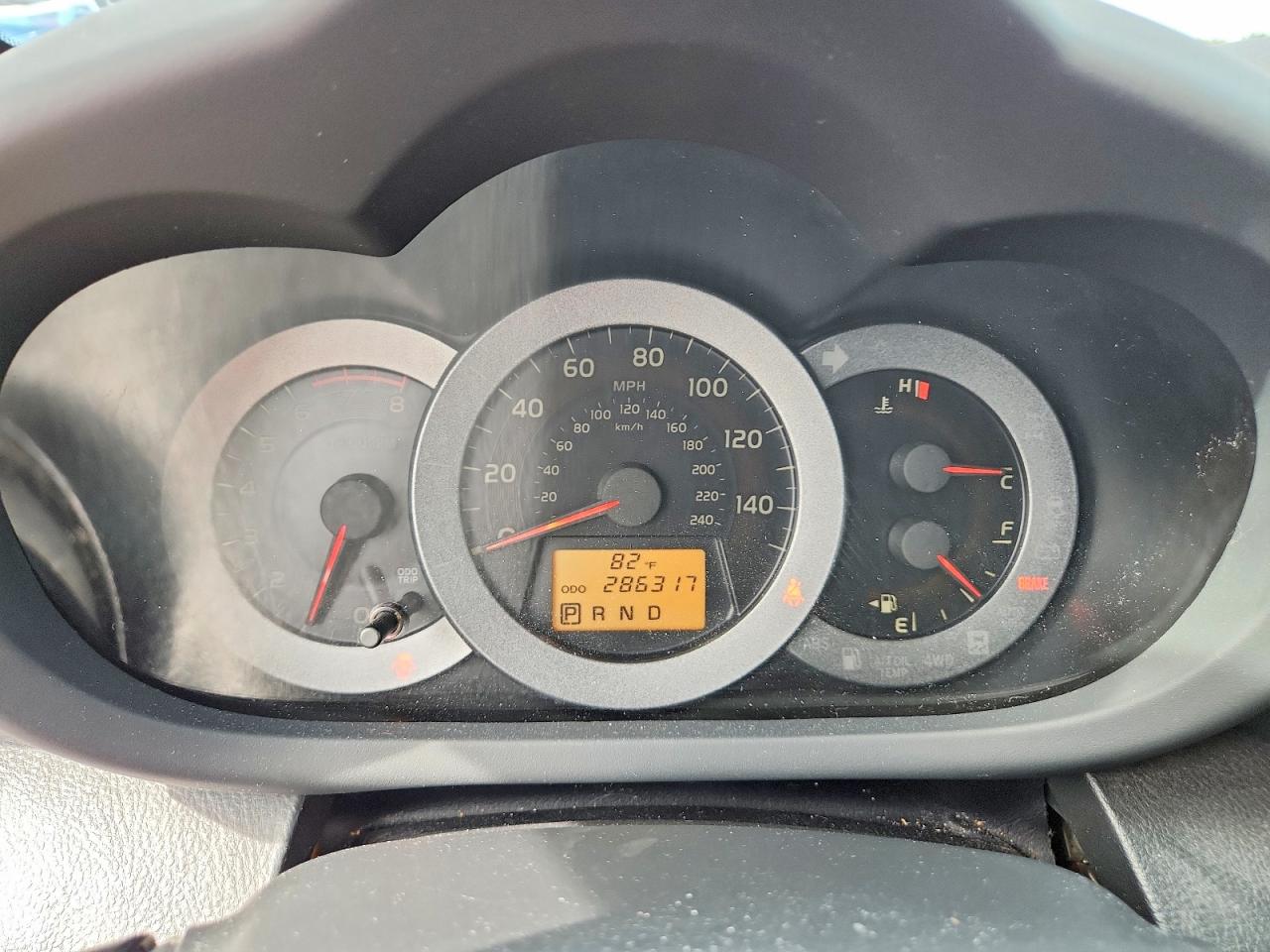2011 Toyota Rav4 Sport Silver vin: JTMRK4DV2B5100413