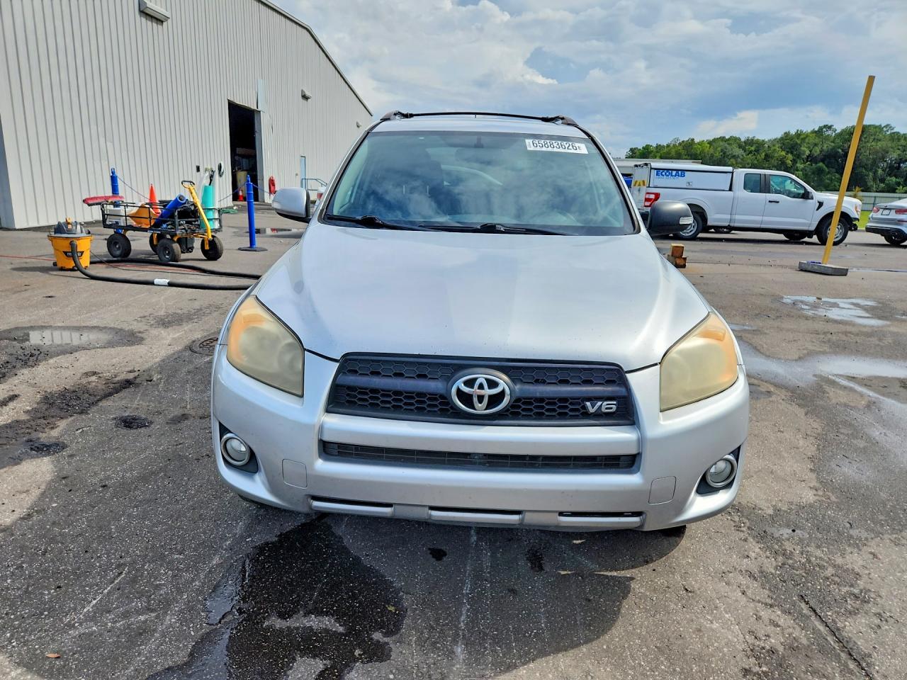 2011 Toyota Rav4 Sport Silver vin: JTMRK4DV2B5100413