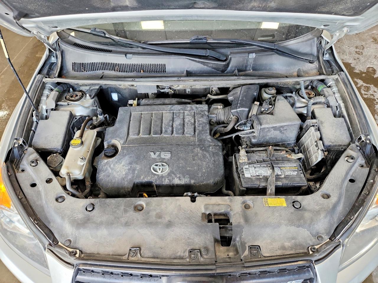2011 Toyota Rav4 Sport Silver vin: JTMRK4DV3B5099062