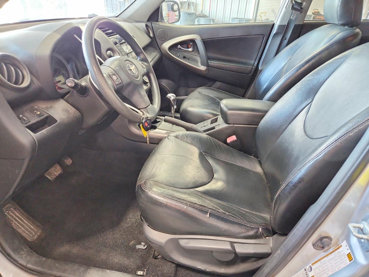 2011 Toyota Rav4 Sport Silver vin: JTMRK4DV3B5099062