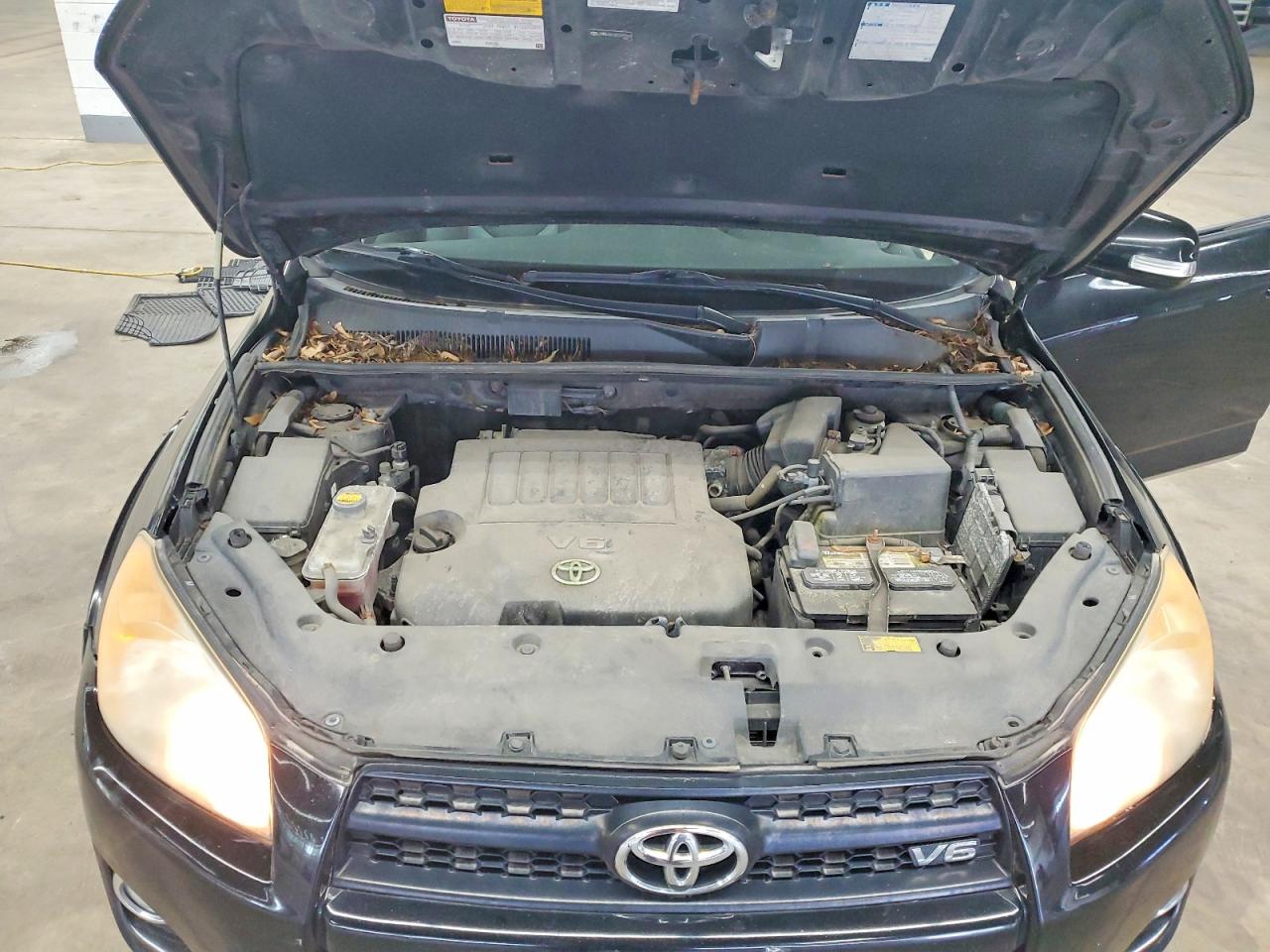 2011 Toyota Rav4 Sport Black vin: JTMRK4DV3B5099269