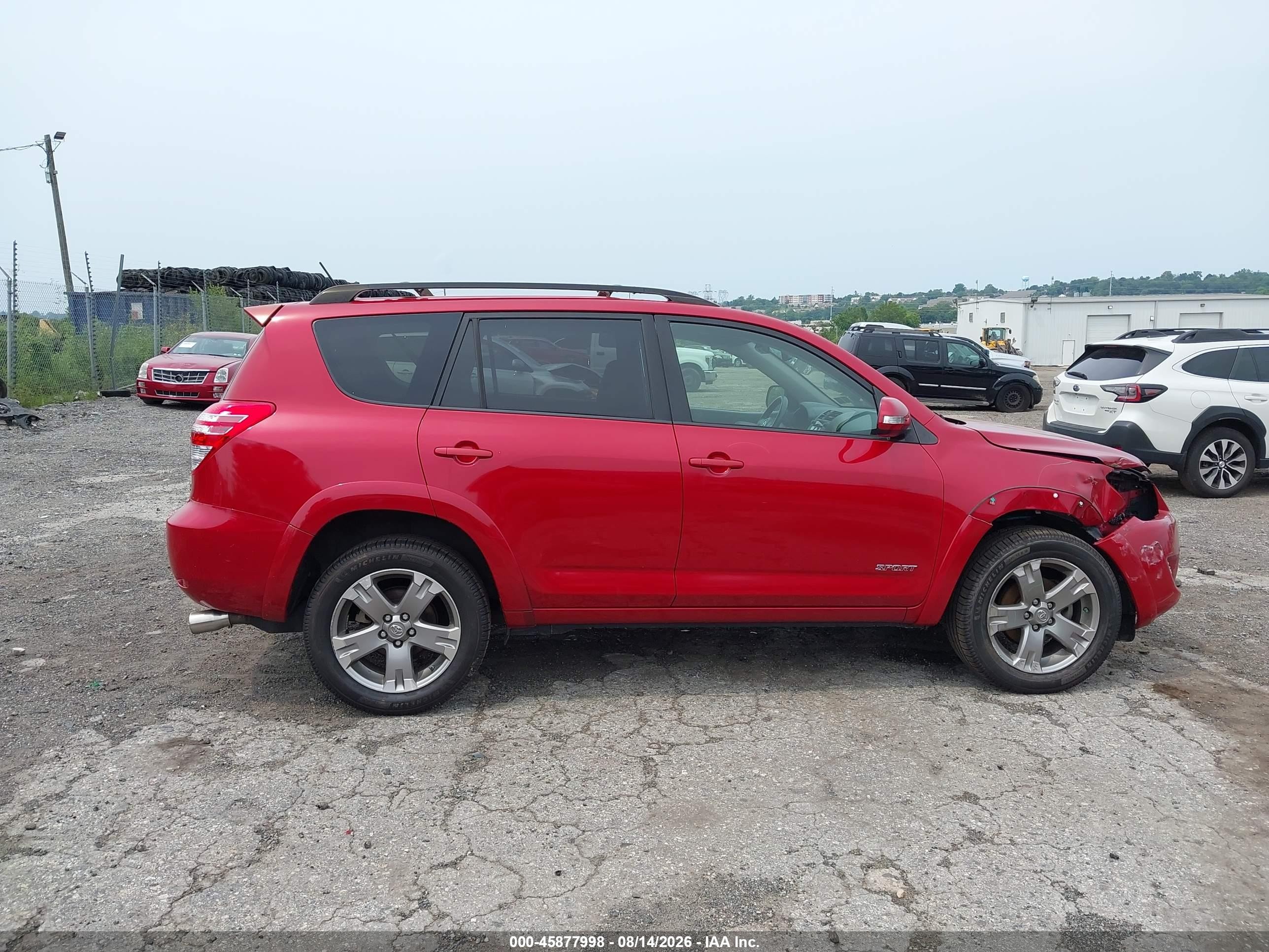 2011 Toyota Rav4 Sport V6 Red vin: JTMRK4DV3B5104342