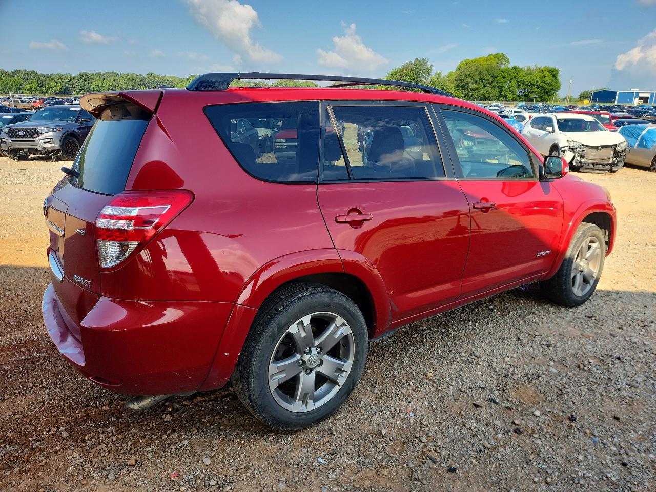 2010 Toyota Rav4 Sport Red vin: JTMRK4DV4A5096296