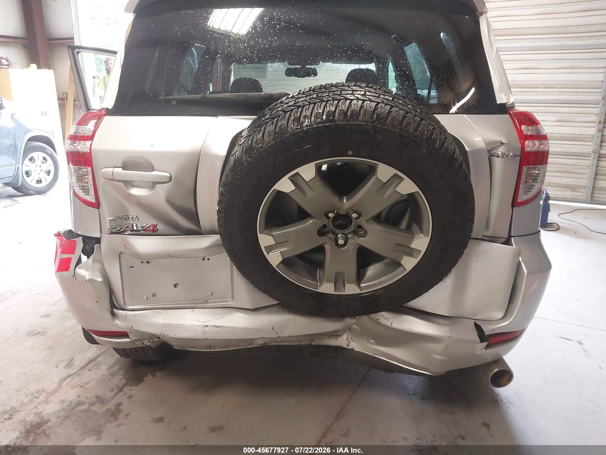 2011 Toyota Rav4 Sport V6 Silver vin: JTMRK4DV6B5102147