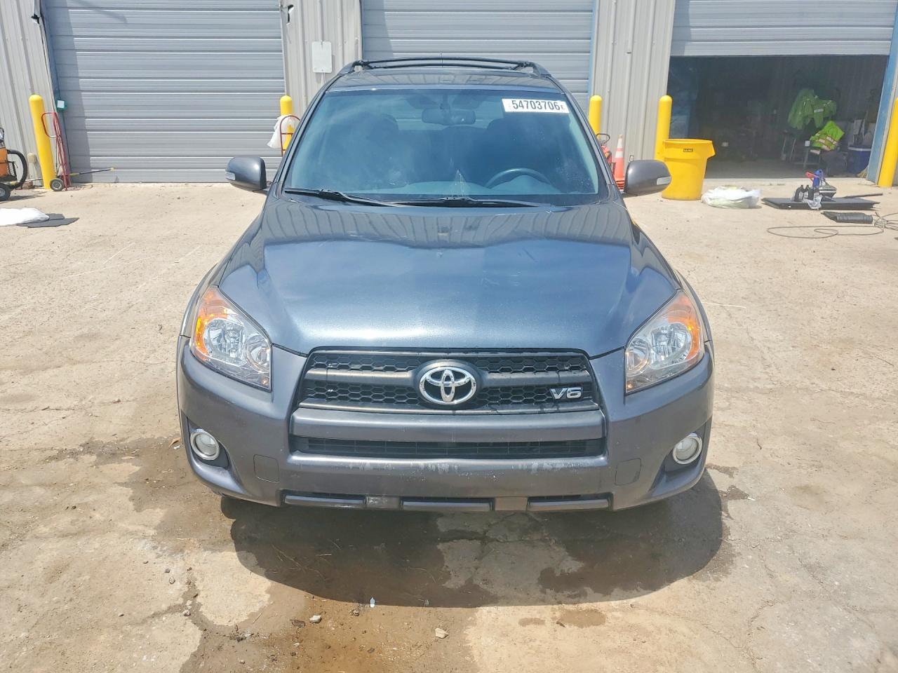 2011 Toyota Rav4 Sport Gray vin: JTMRK4DV7B5100469