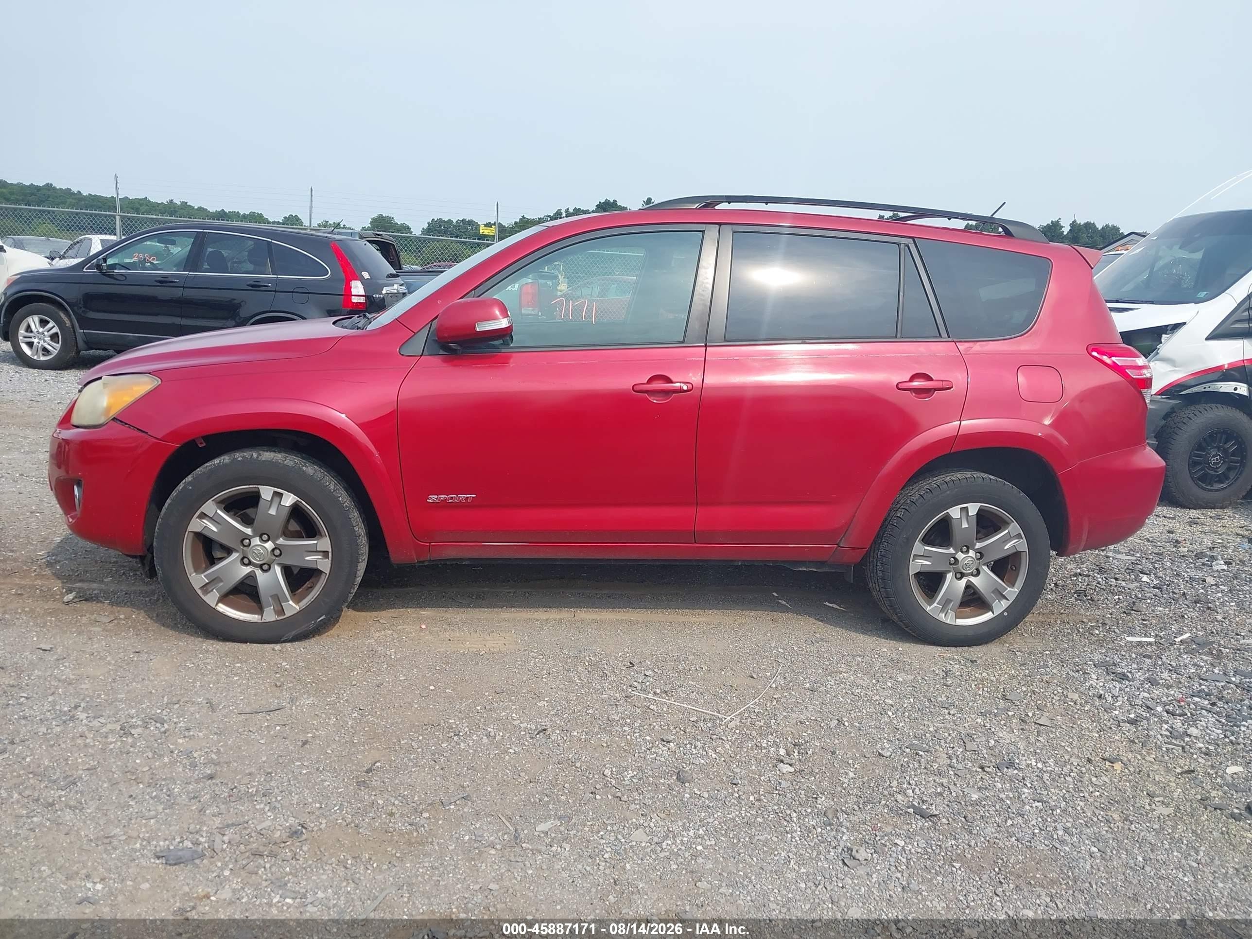 2010 Toyota Rav4 Sport Красный vin: JTMRK4DV8A5092008