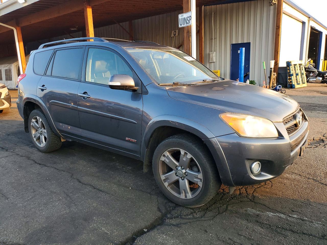 2011 Toyota Rav4 Sport Gray vin: JTMRK4DV8B5102599