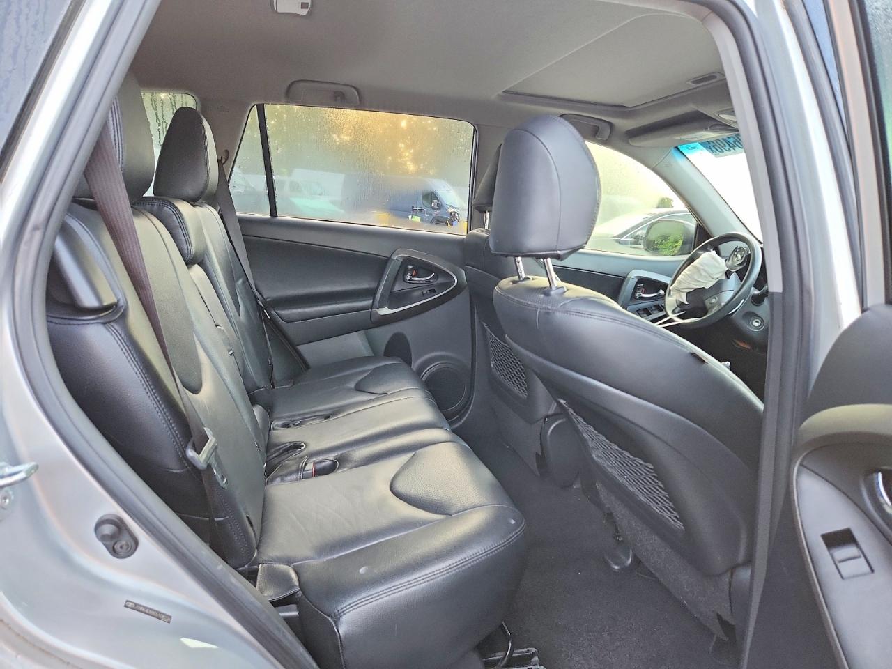 2012 Toyota Rav4 Sport Silver vin: JTMRK4DV8C5108226