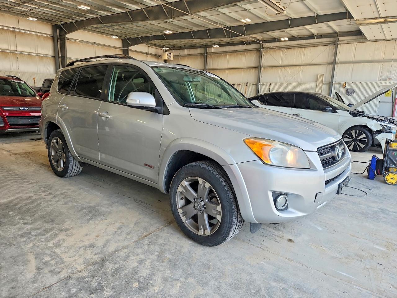 2012 Toyota Rav4 Sport Silver vin: JTMRK4DVXC5106672