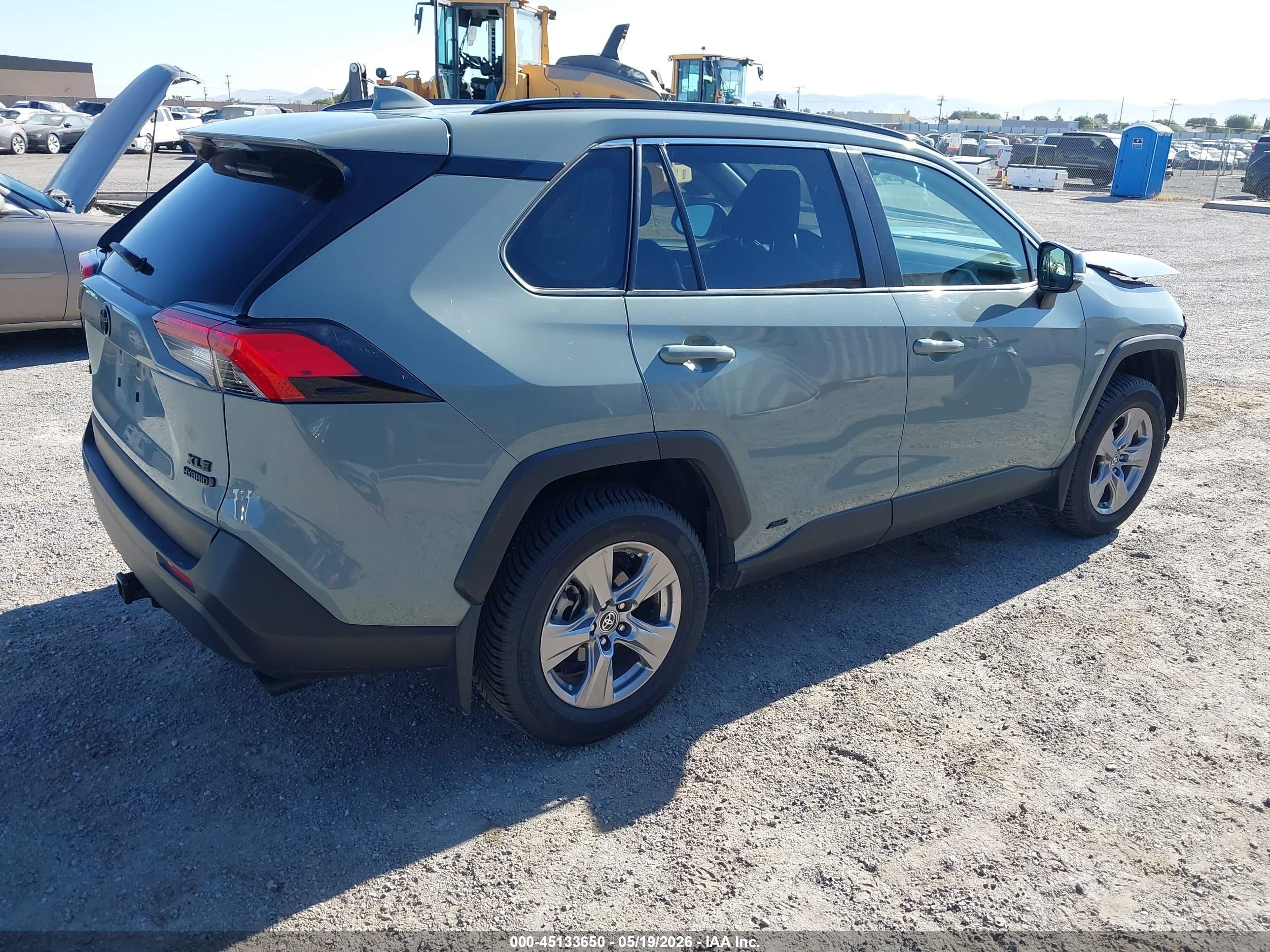 2022 Toyota Rav4 Hybrid Xle Green vin: JTMRWRFV0NJ055319