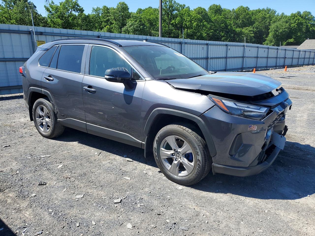 2024 Toyota Rav4 Hybrid Xle Gray vin: JTMRWRFV0RJ061546