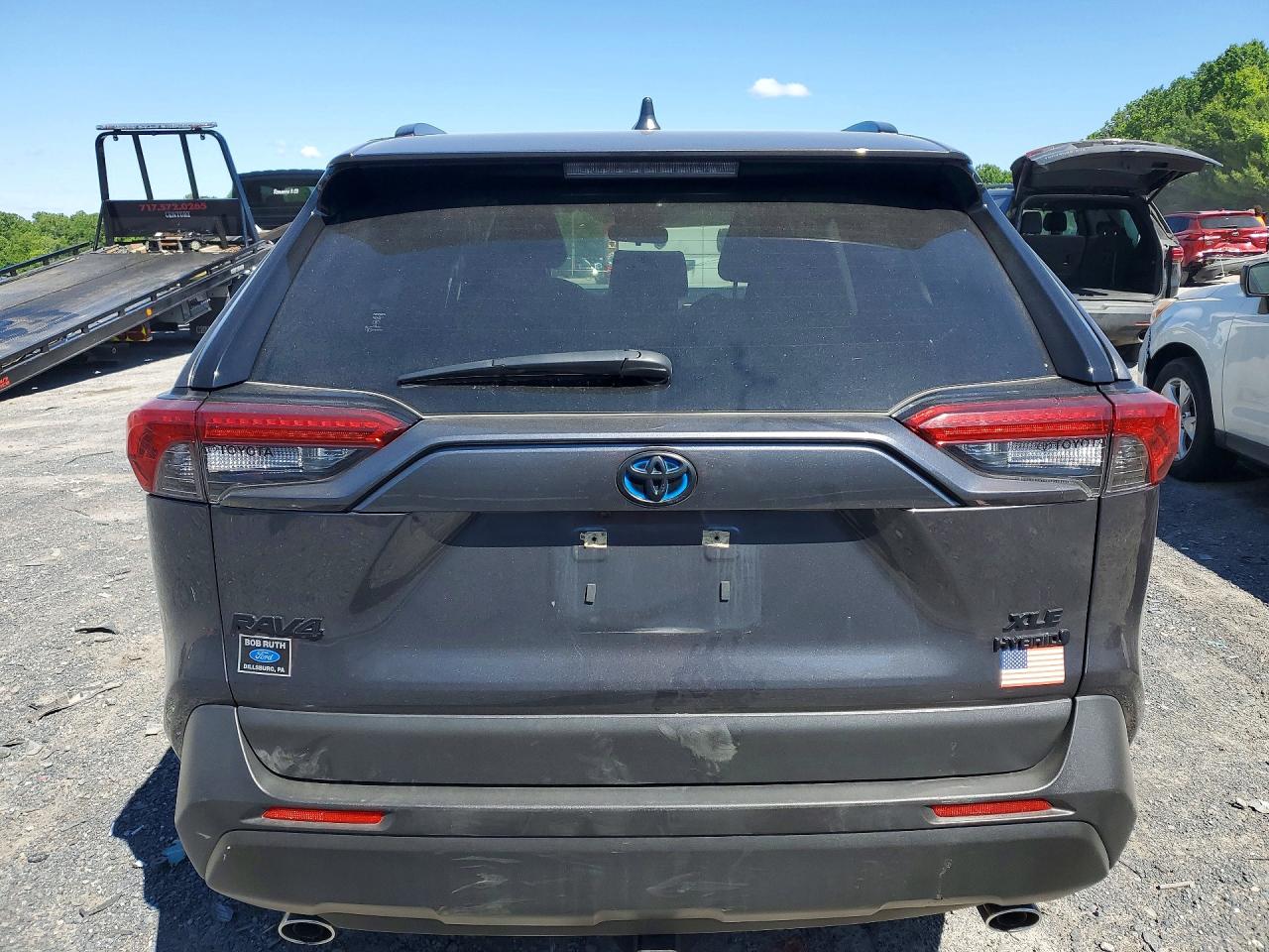 2024 Toyota Rav4 Hybrid Xle Gray vin: JTMRWRFV0RJ061546