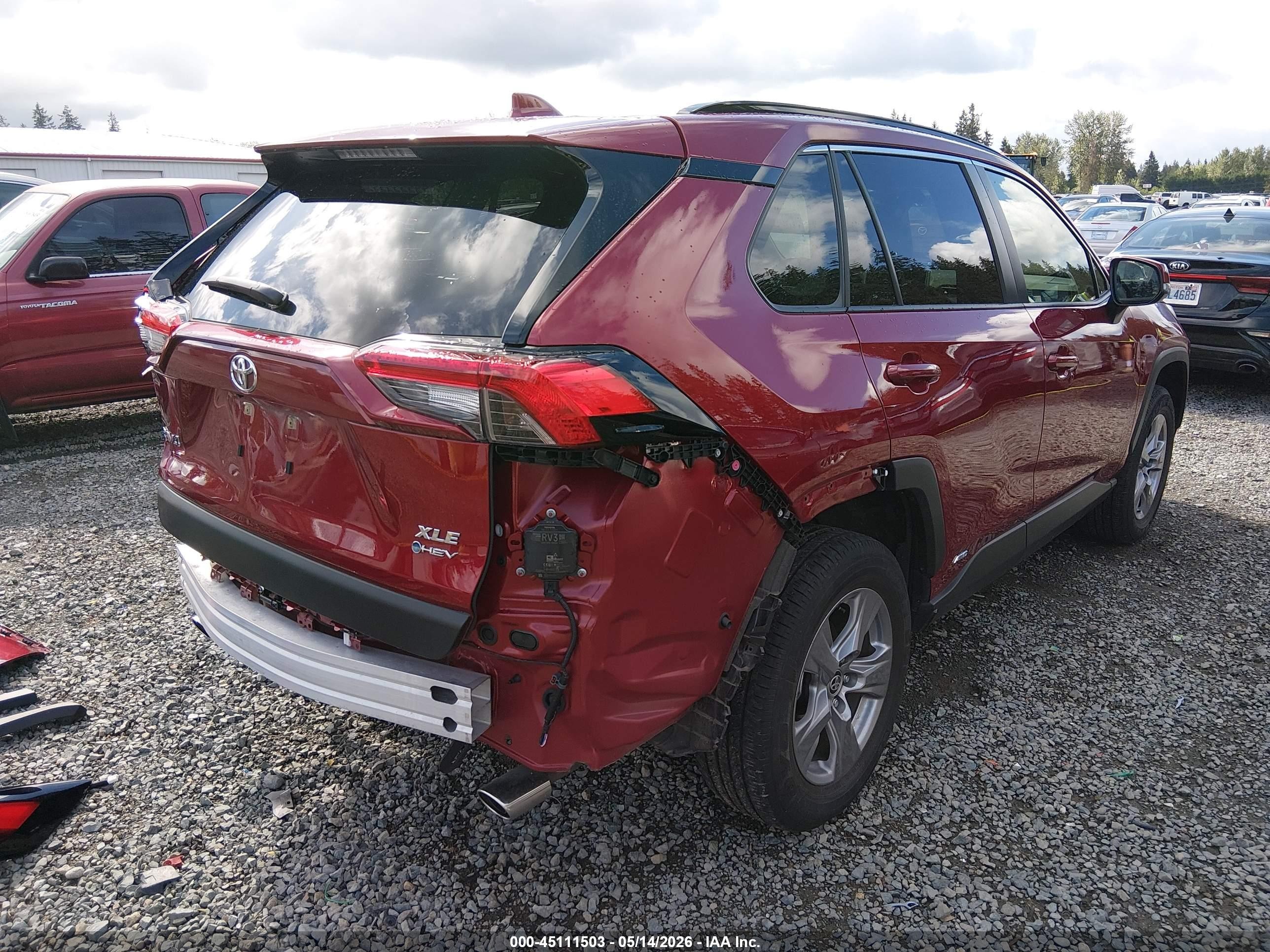2025 Toyota Rav4 Hybrid Xle Red vin: JTMRWRFV0SD278065