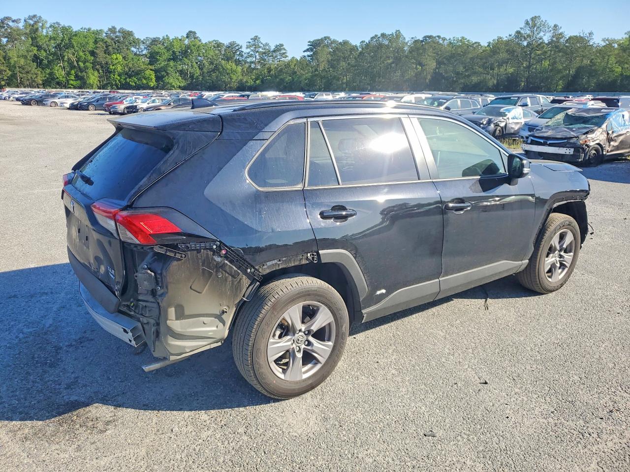 2025 Toyota Rav4 Hybrid Xle Black vin: JTMRWRFV0SJ079972