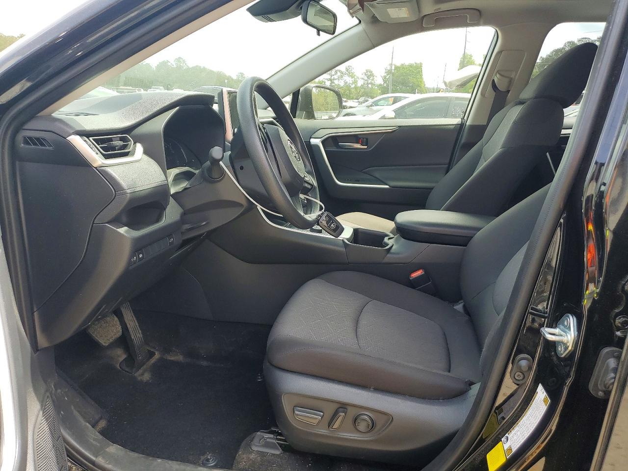 2025 Toyota Rav4 Hybrid Xle Black vin: JTMRWRFV0SJ079972