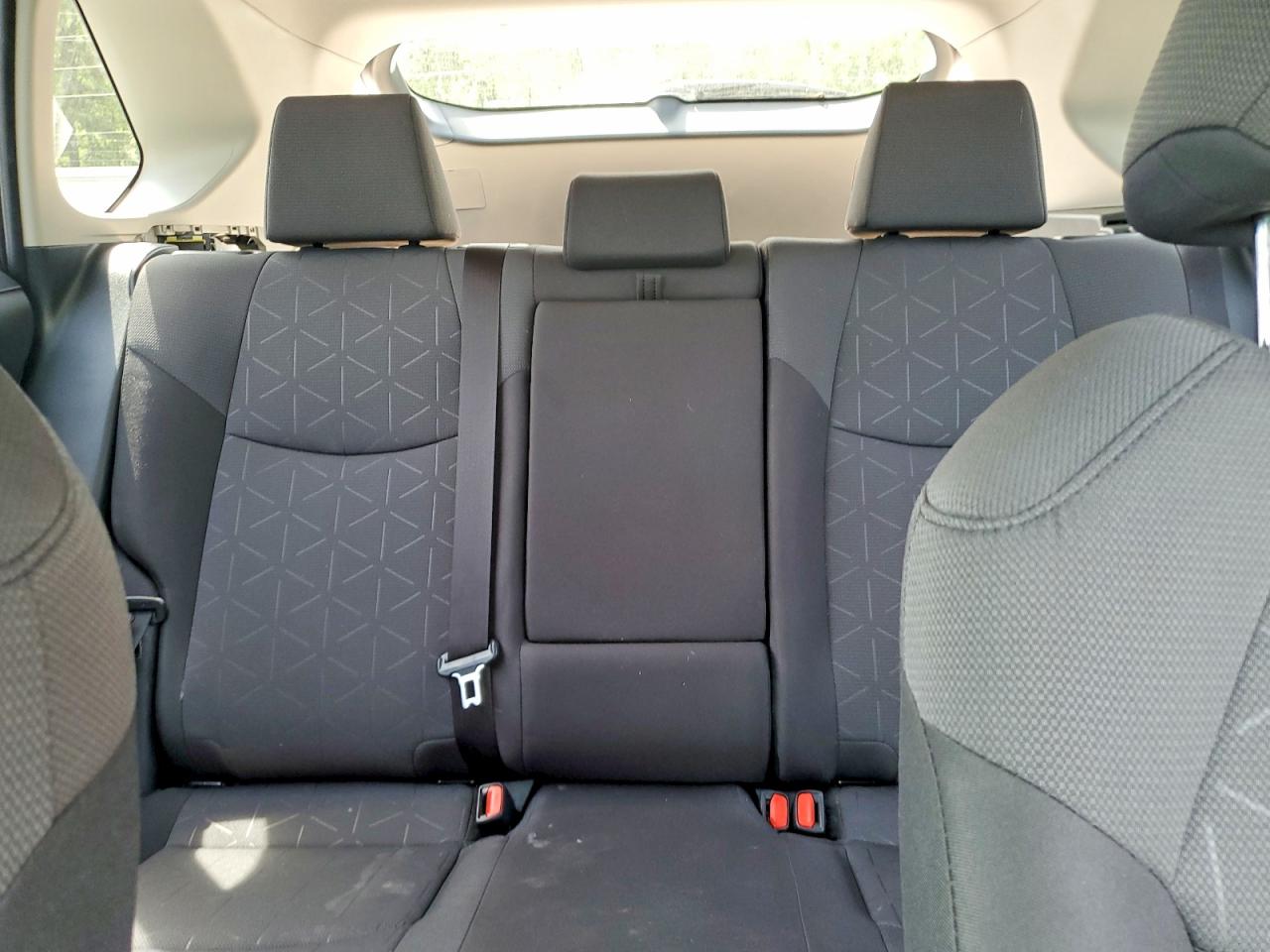 2025 Toyota Rav4 Hybrid Xle Black vin: JTMRWRFV0SJ079972