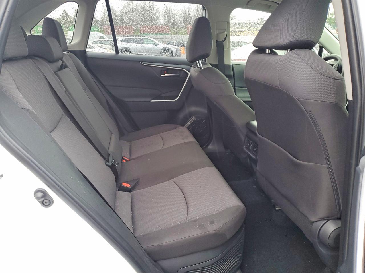 2025 Toyota Rav4 Hybrid Xle White vin: JTMRWRFV2SD291416