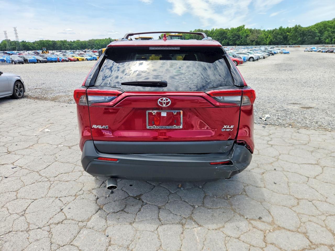 2025 Toyota Rav4 Hybrid Xle Red vin: JTMRWRFV3SD315626